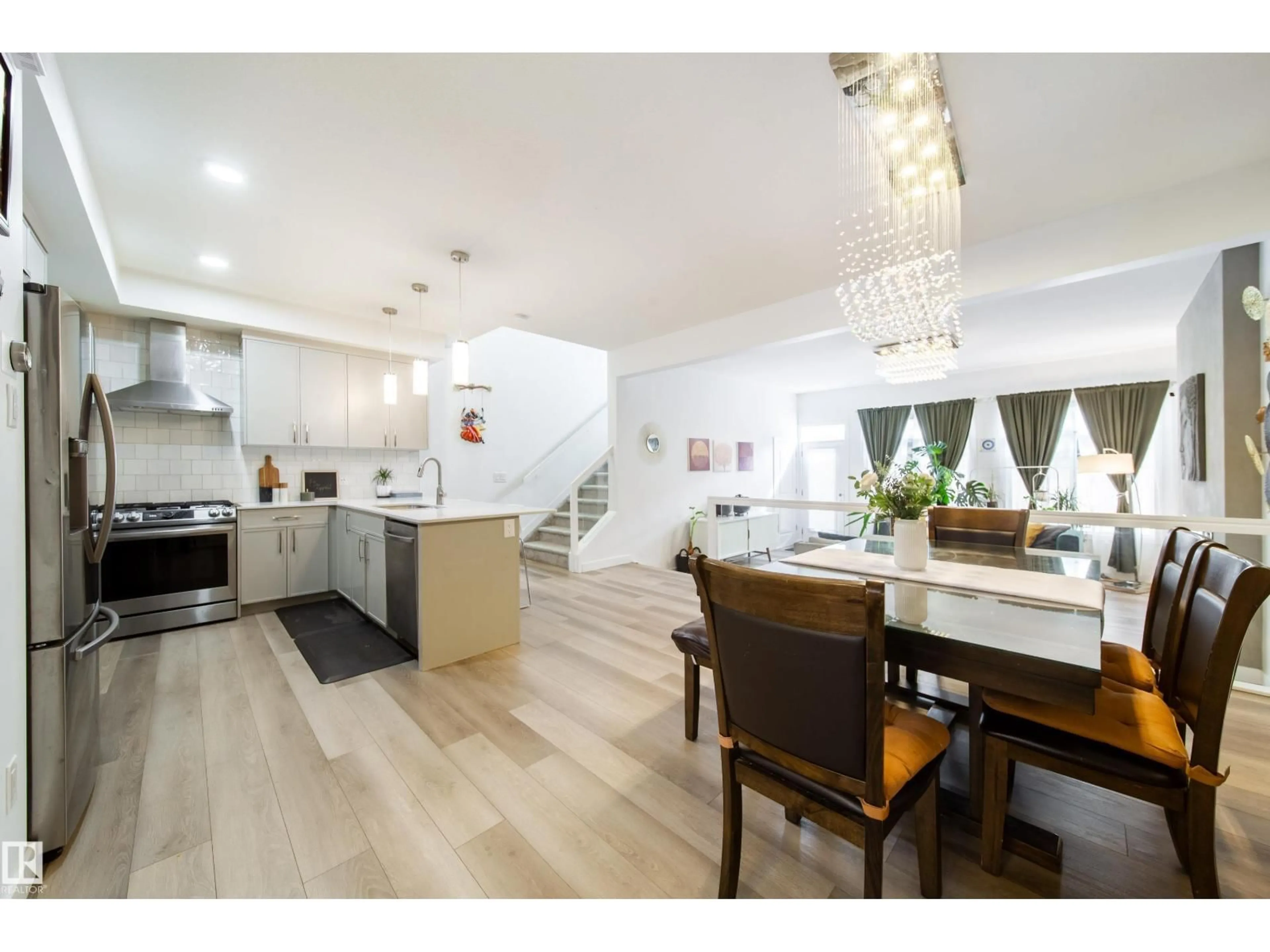 Open concept kitchen, unknown for 22931 96 AV, Edmonton Alberta T5T7R4