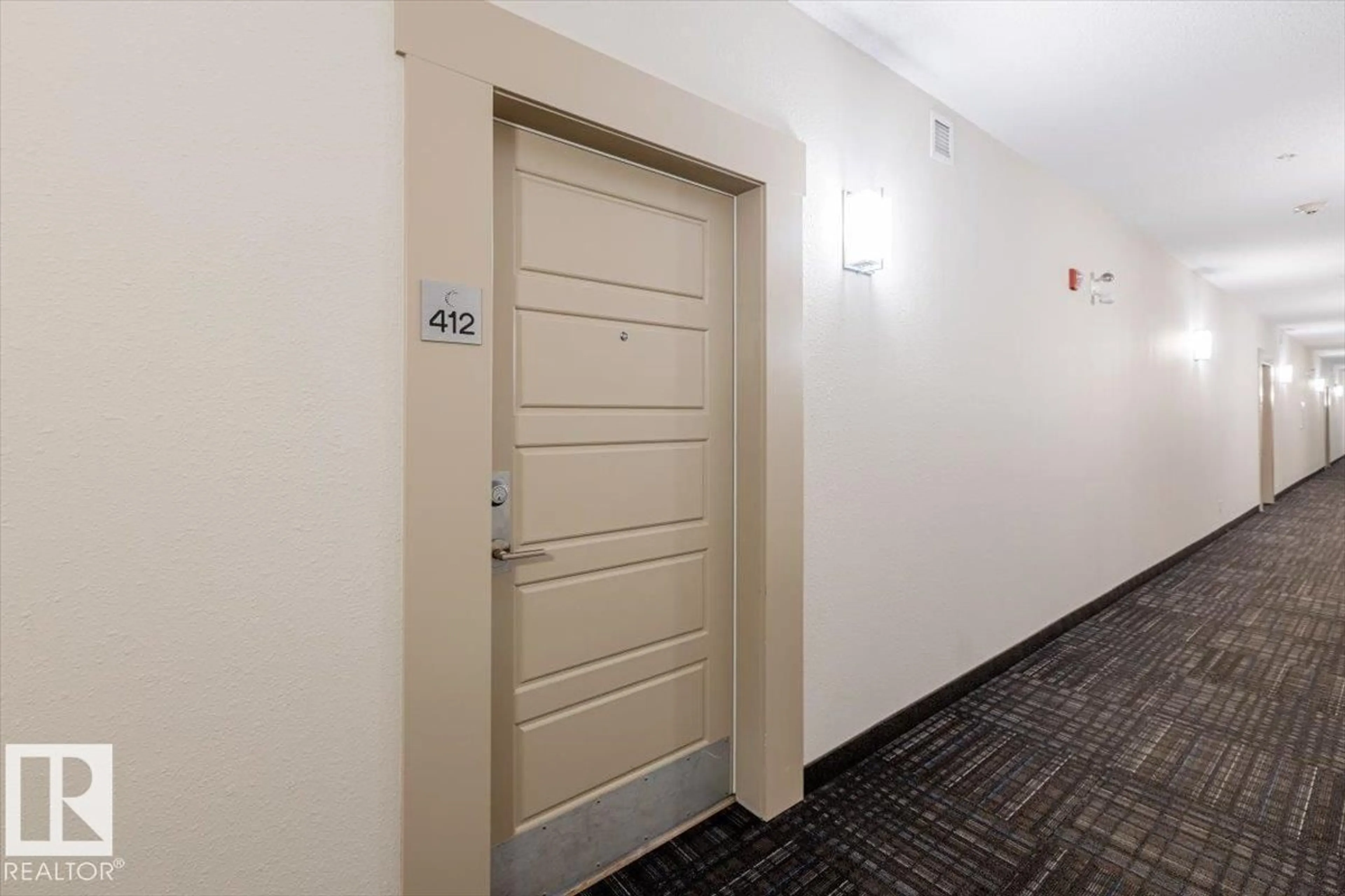 Indoor foyer for 412 - 320 AMBLESIDE LINK LI, Edmonton Alberta T6W2Z9