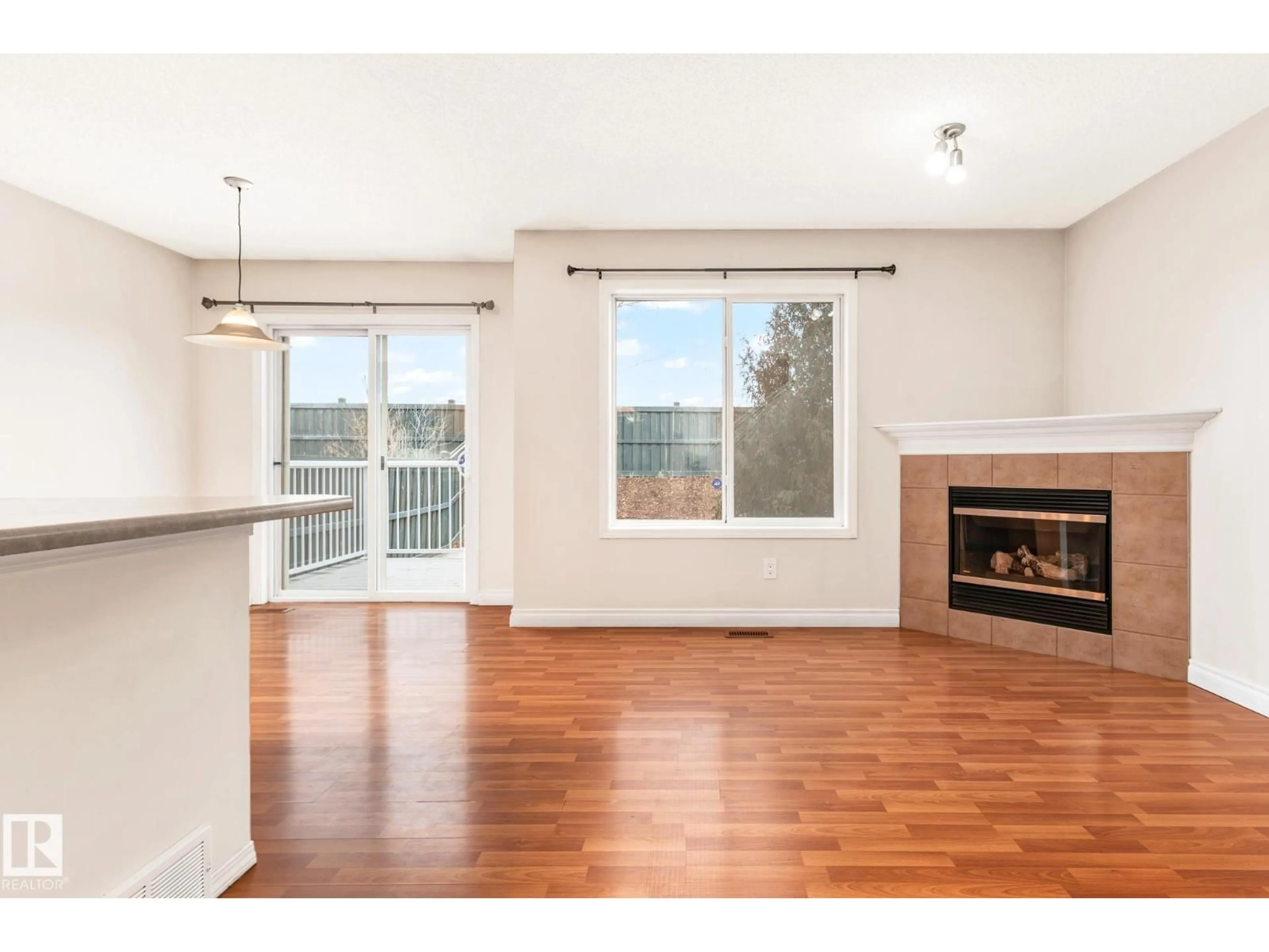 Unknown for #41 - 2021 GRANTHAM CO, Edmonton Alberta T5T6V7