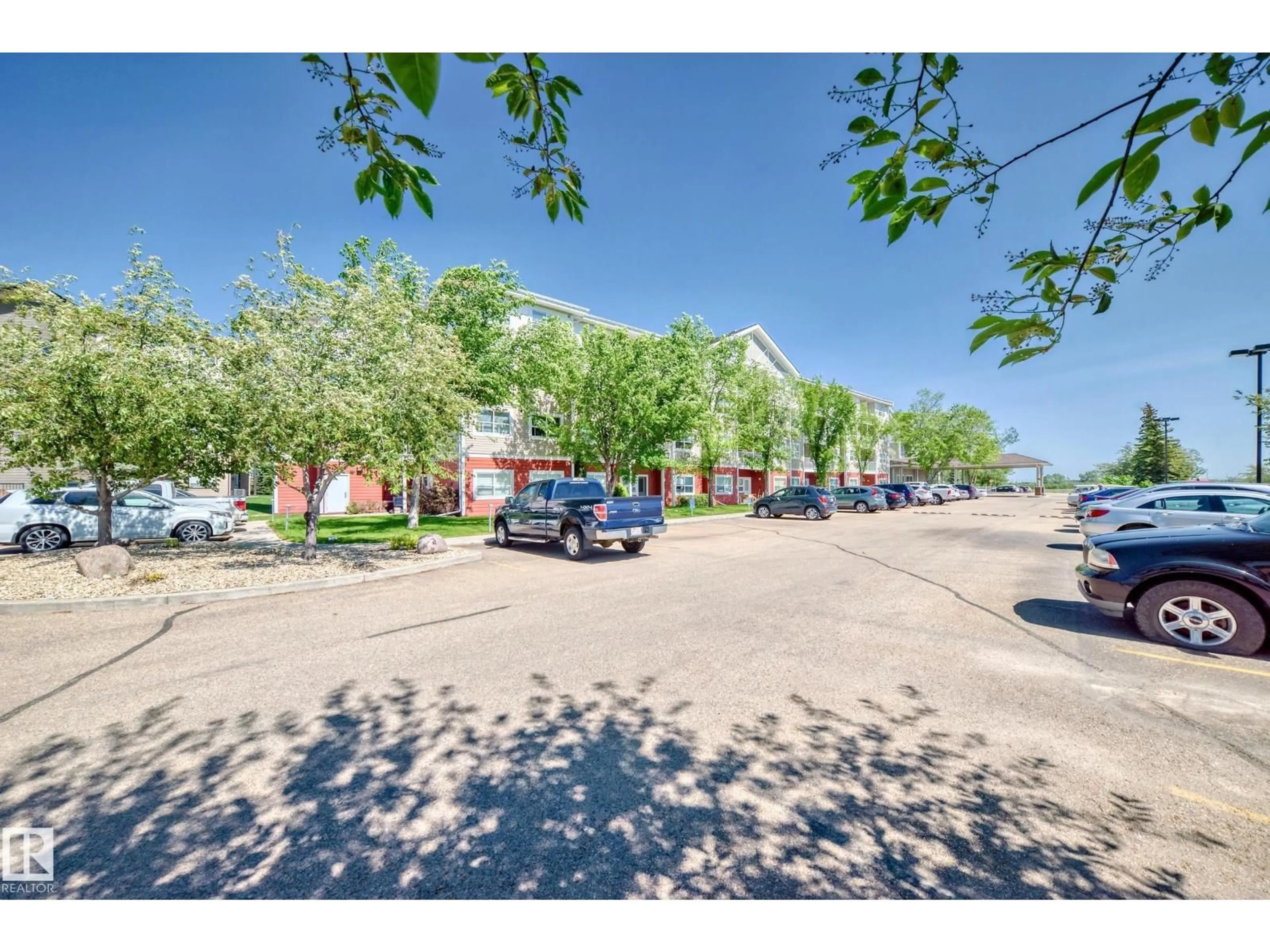 Unknown for 8802 SOUTHFORT, Fort Saskatchewan Alberta T8L4R6