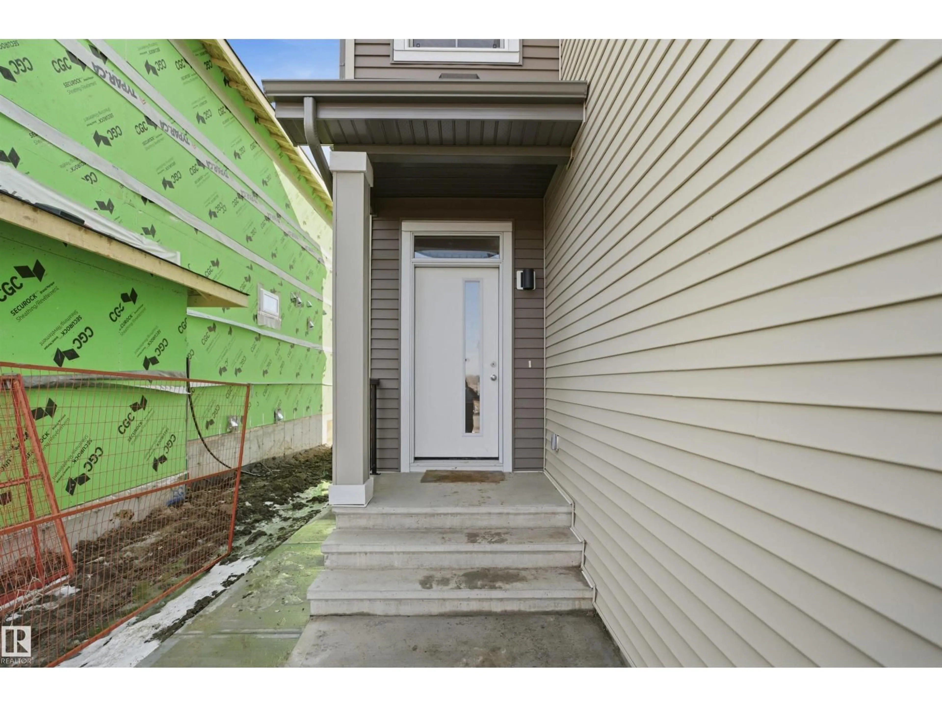 Indoor entryway for 7017 54 AV, Beaumont Alberta T4X2Z9