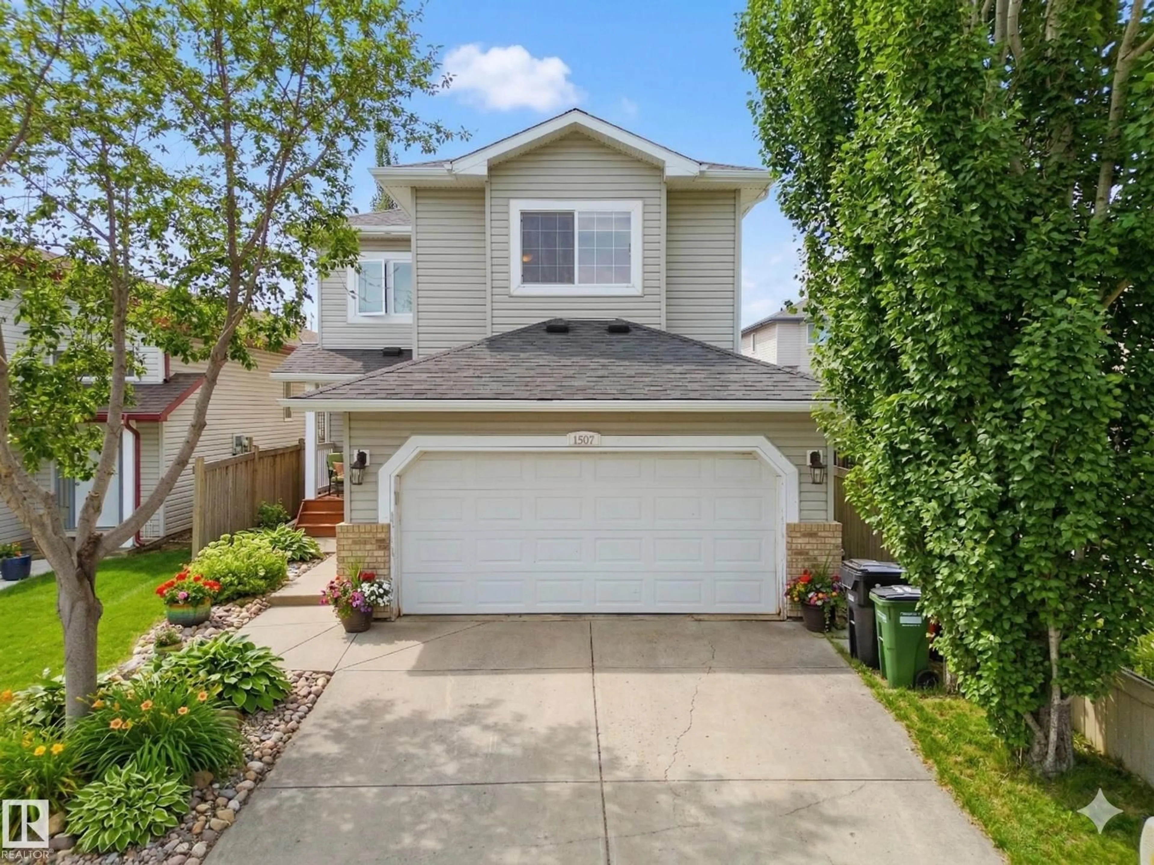 Unknown for NW - 1567 37C AV, Edmonton Alberta T6T0E1