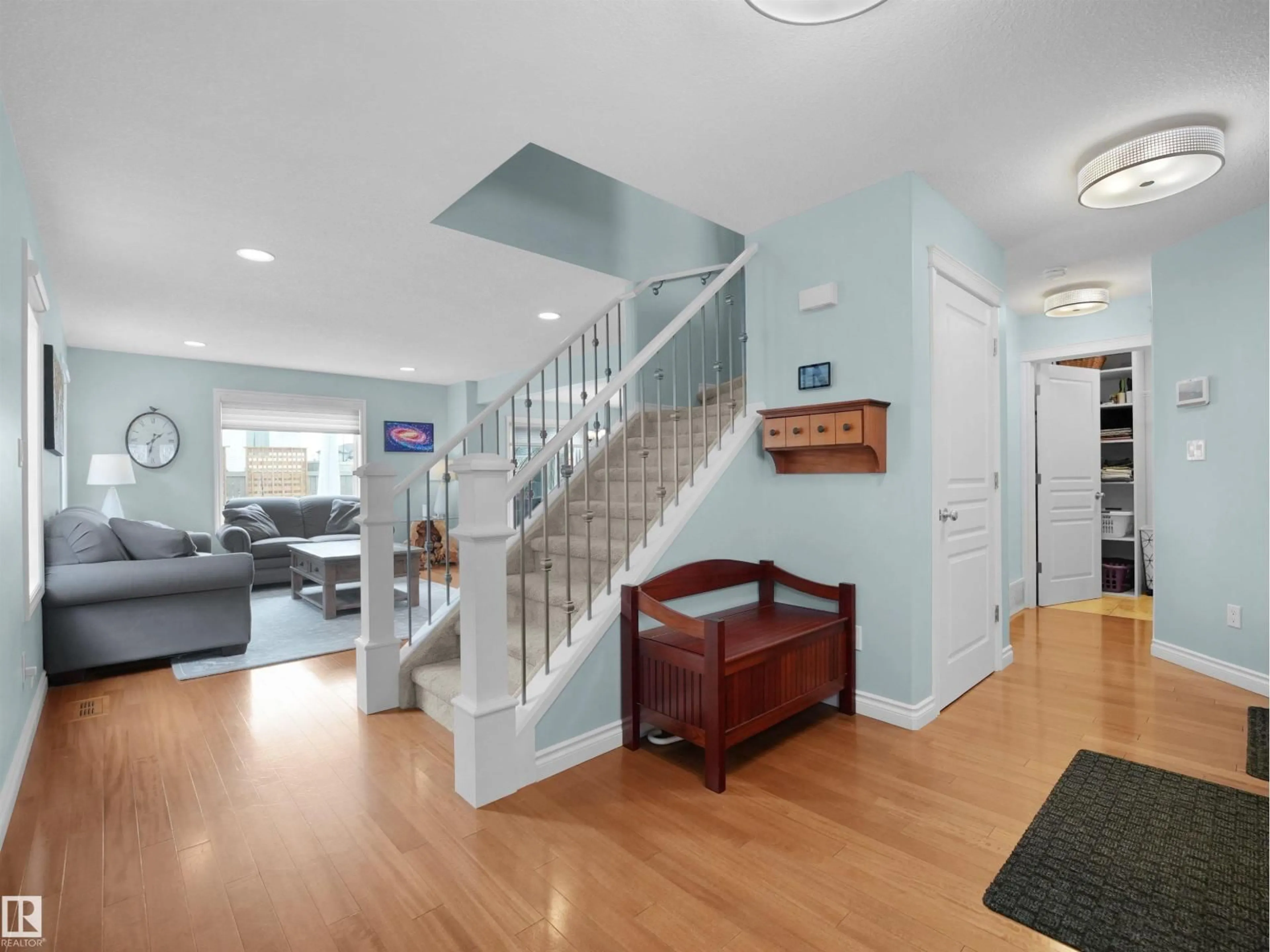 Indoor entryway for NW - 1567 37C AV, Edmonton Alberta T6T0E1