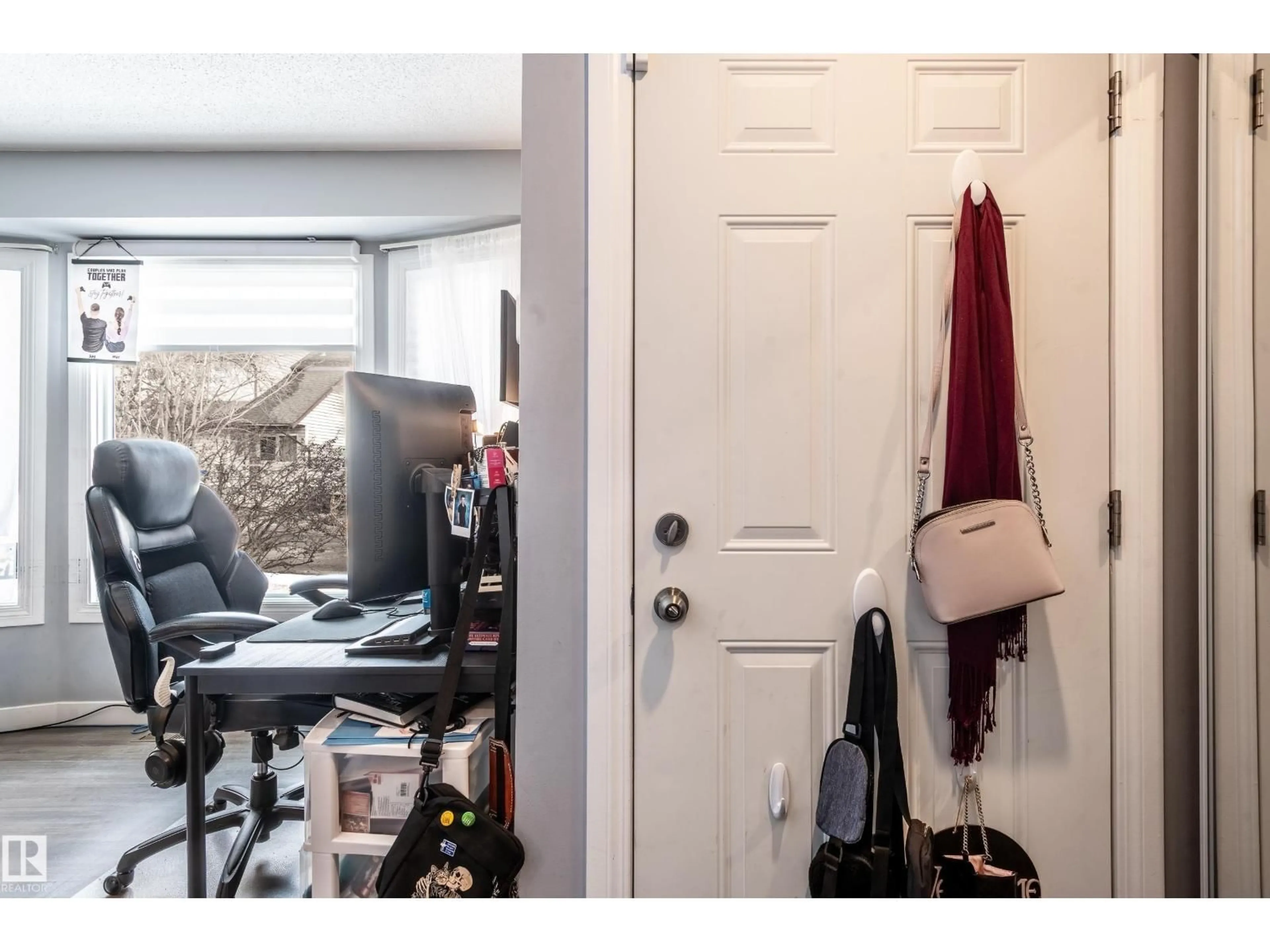 Indoor entryway for NW - 9569 180A ST, Edmonton Alberta T5T2Z4