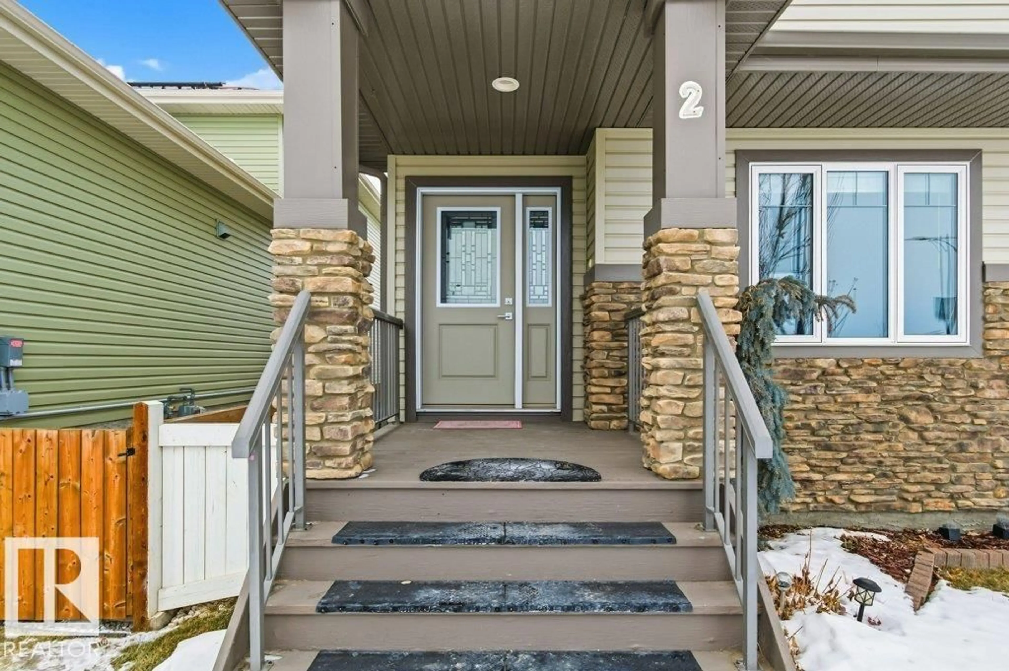 Indoor entryway for 2 WINGATE WY, Fort Saskatchewan Alberta T8L0W6