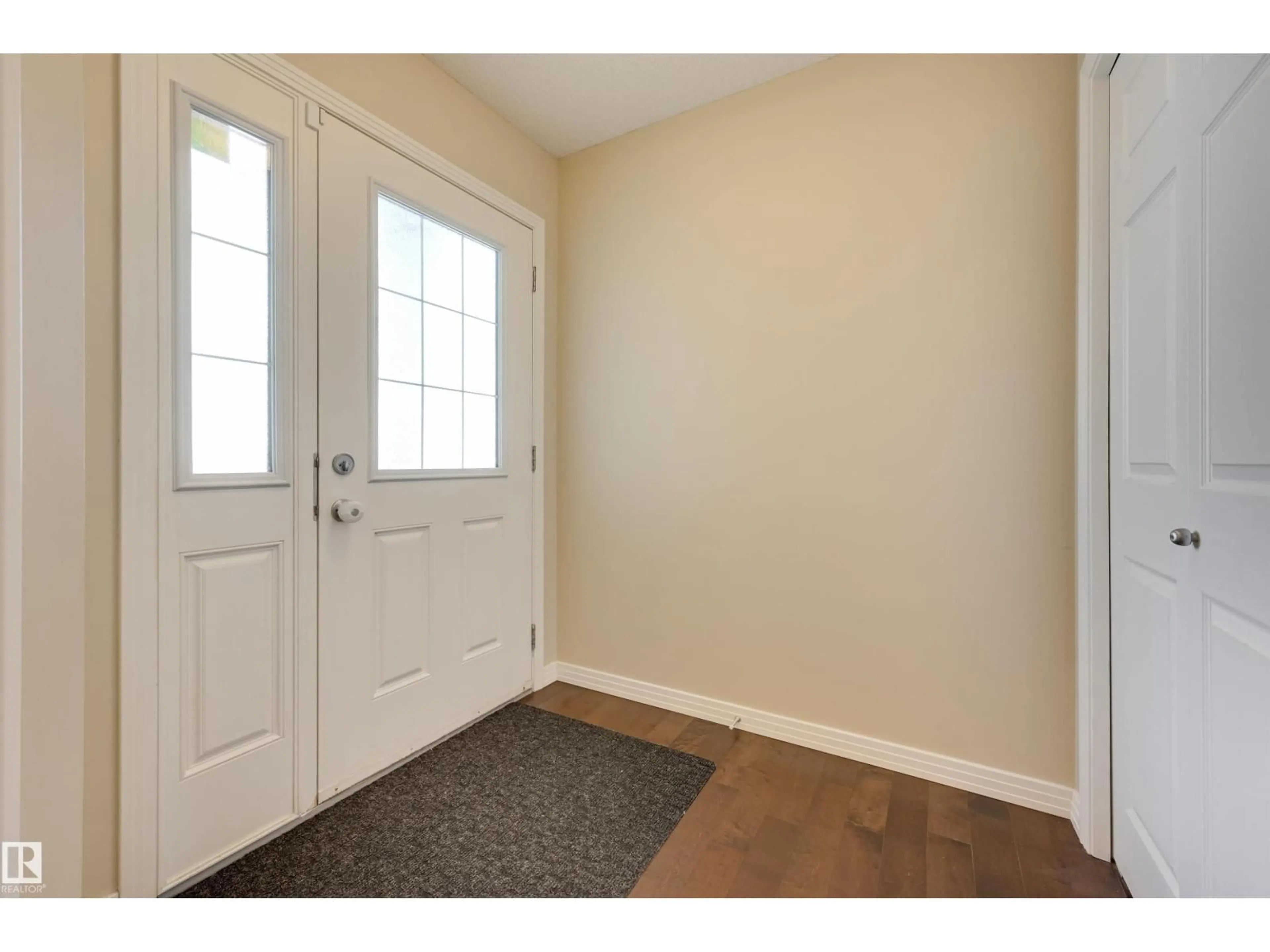 Indoor entryway for 1426 152 AV, Edmonton Alberta T5Y0Y7