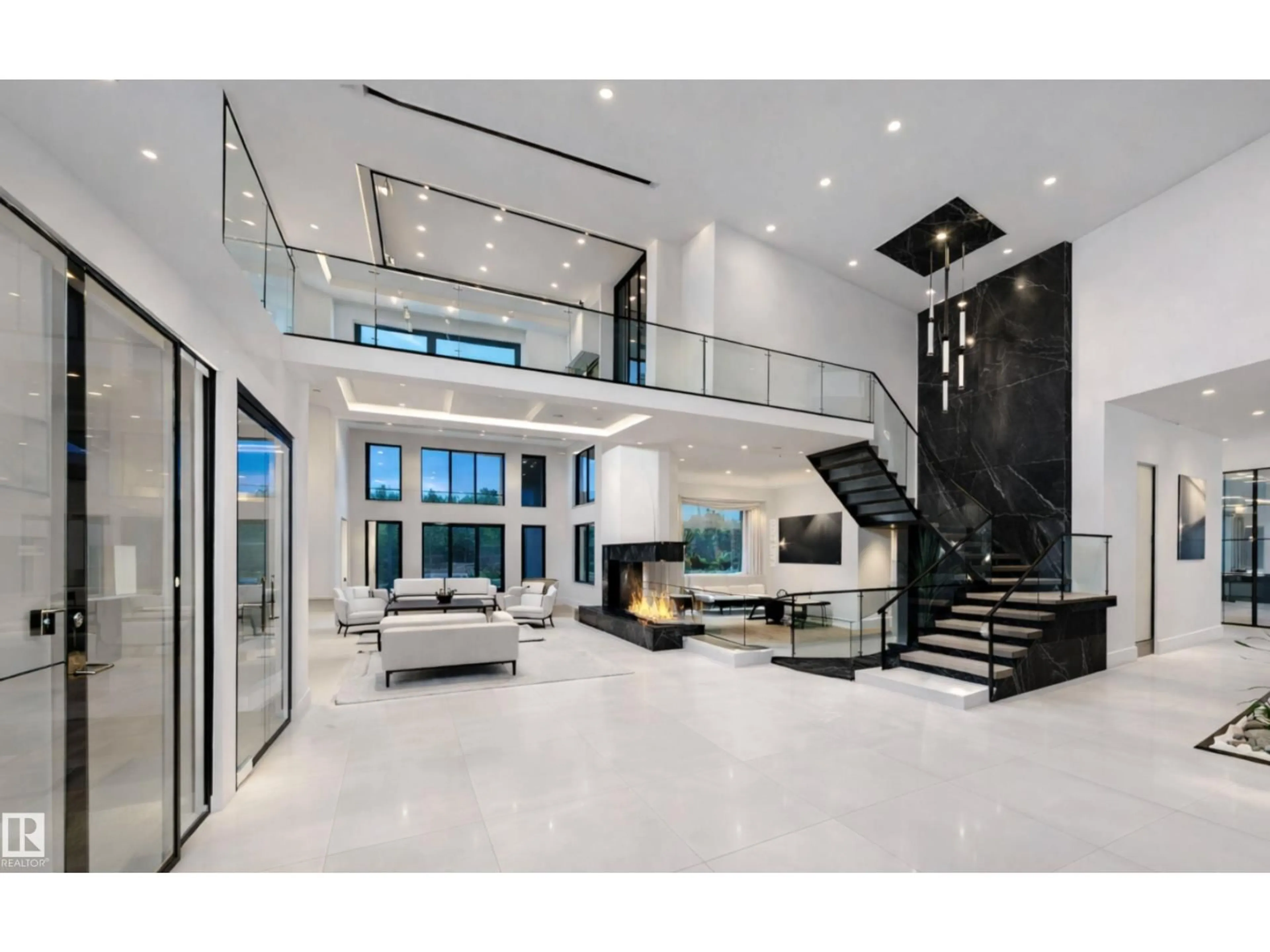 Indoor foyer for 52328 - 734 RGE ROAD 233, Rural Strathcona County Alberta T8B0A2