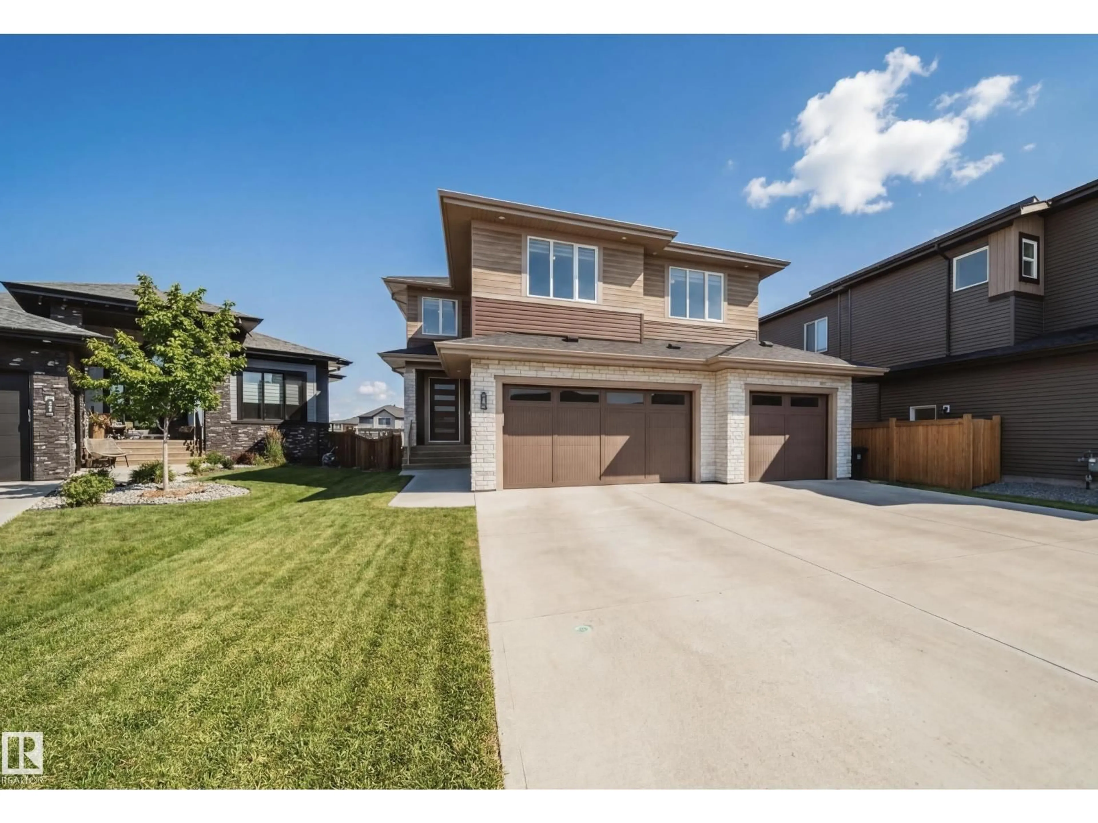 Home with brick exterior material, street for 35 ELWYCK GA, Spruce Grove Alberta T7X3M1