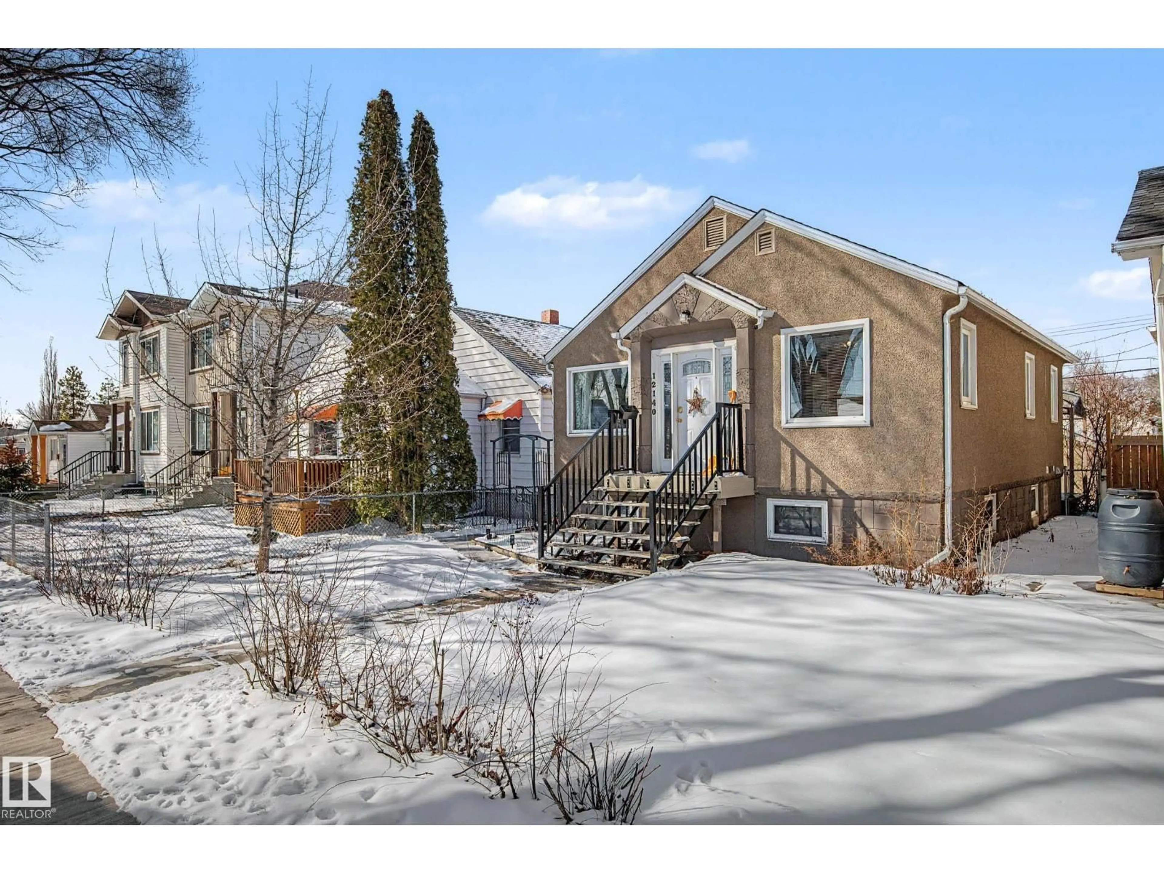 Unknown for 12140 91 ST, Edmonton Alberta T5B4C1