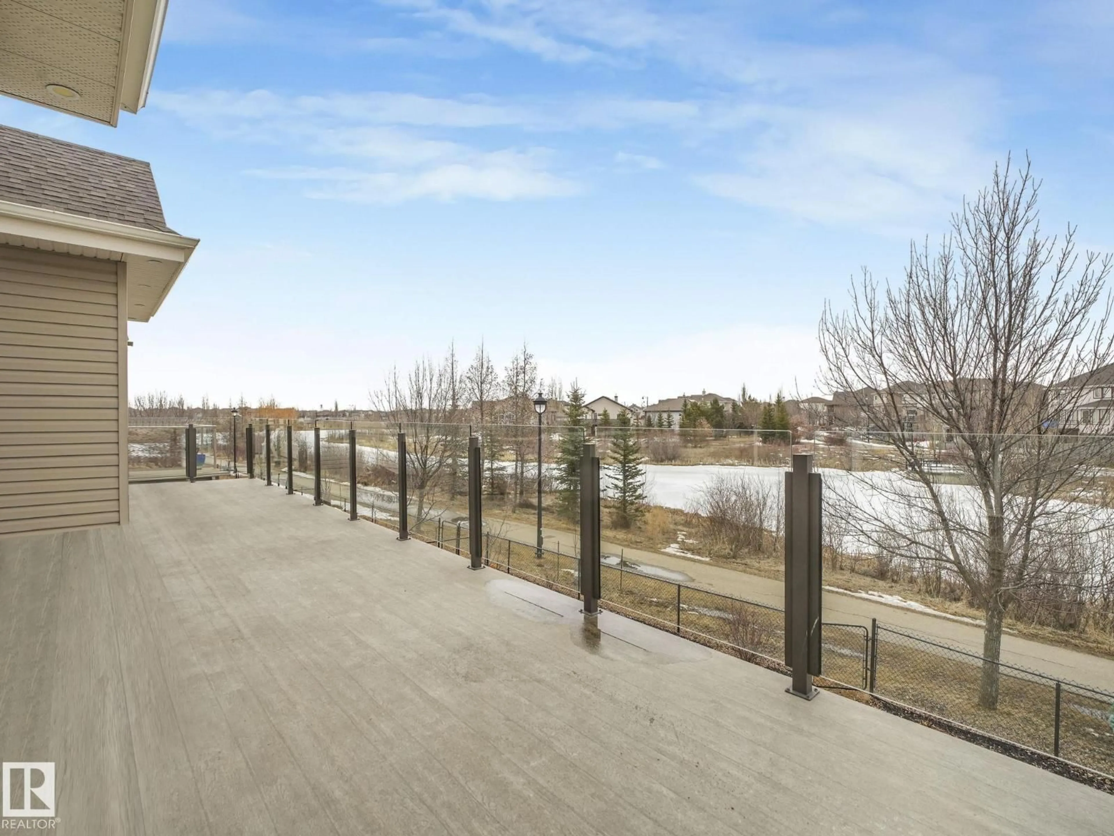 Patio, water/lake/river/ocean view for 876 HODGINS RD, Edmonton Alberta T6M0K8