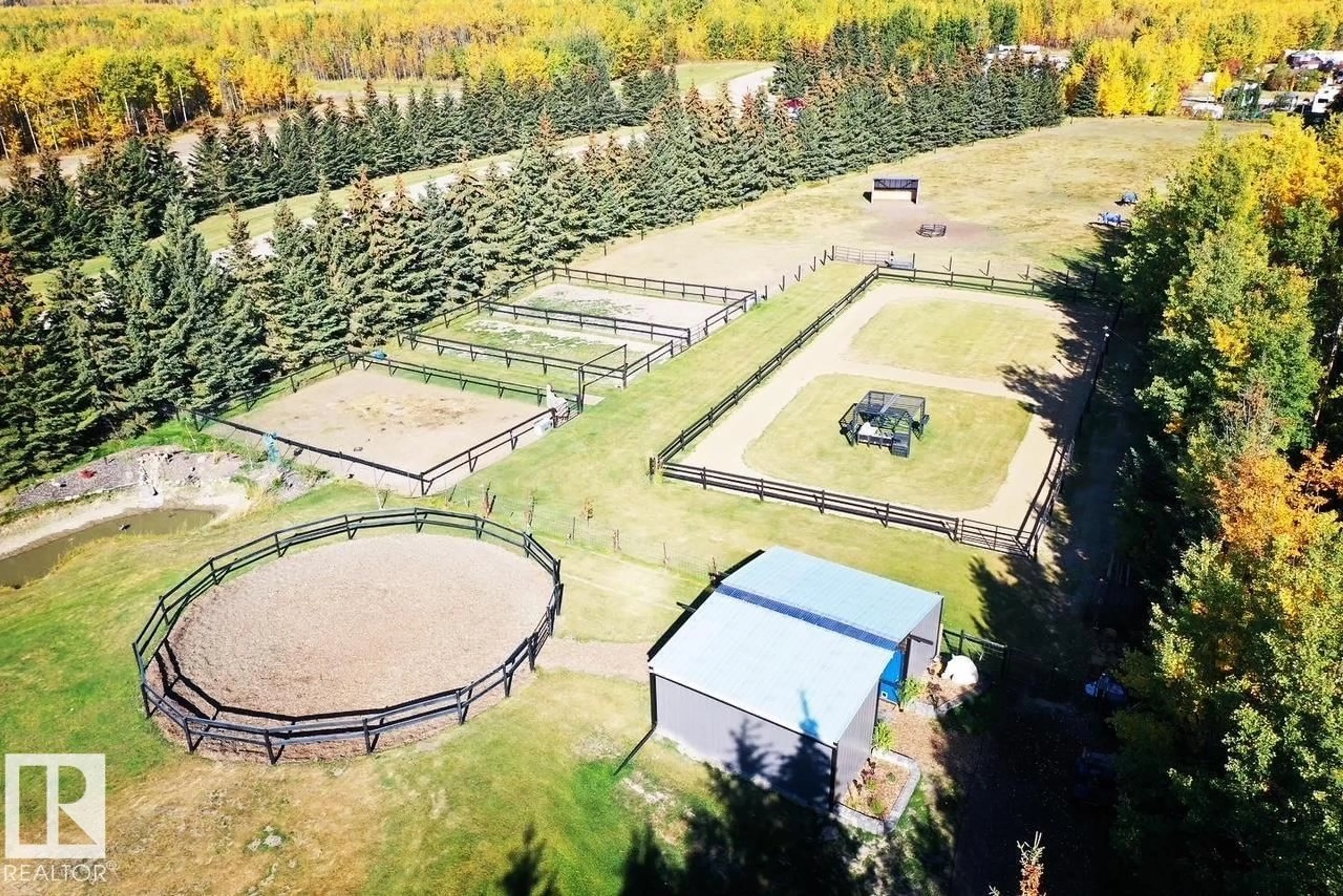 A pic from outside/outdoor area/front of a property/back of a property/a pic from drone, unknown for 275056 TWP ROAD 463, Rural Wetaskiwin County Alberta T0C1X0