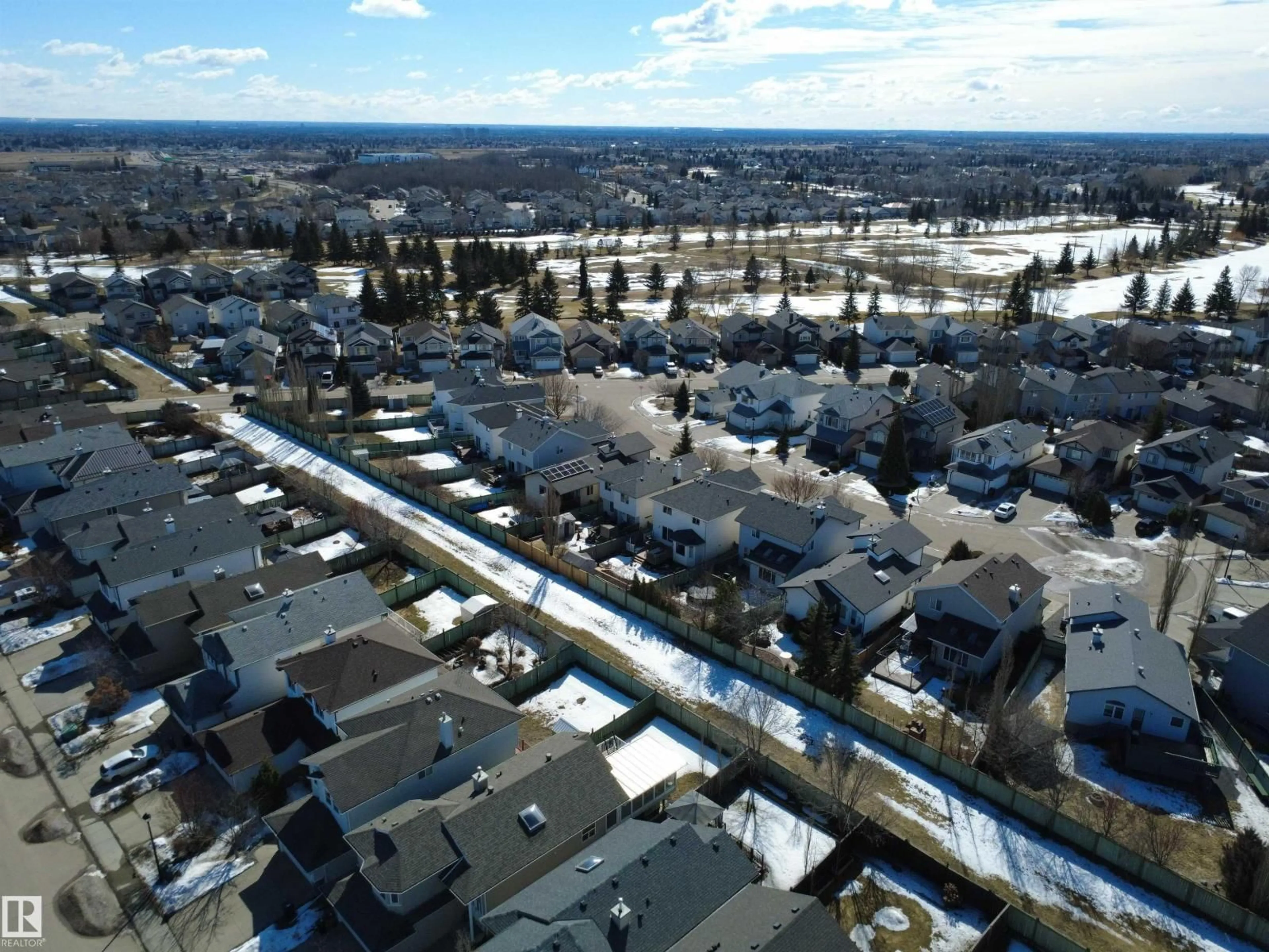 A pic from outside/outdoor area/front of a property/back of a property/a pic from drone, mountain view for 21113 92A AV, Edmonton Alberta T5T6Z2