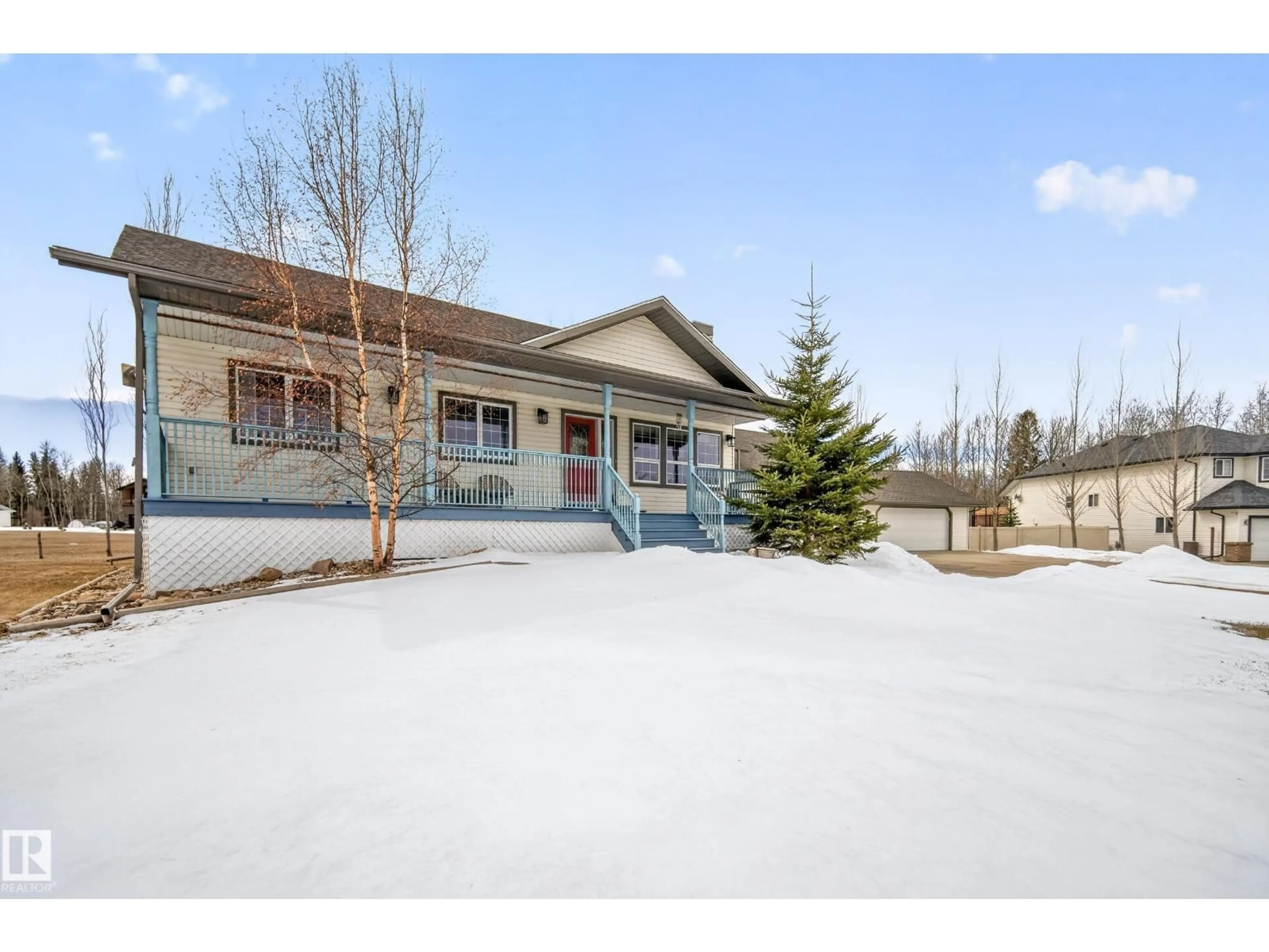Indoor foyer for 176 462028 RGE ROAD 11, Rural Wetaskiwin County Alberta T0C2V0