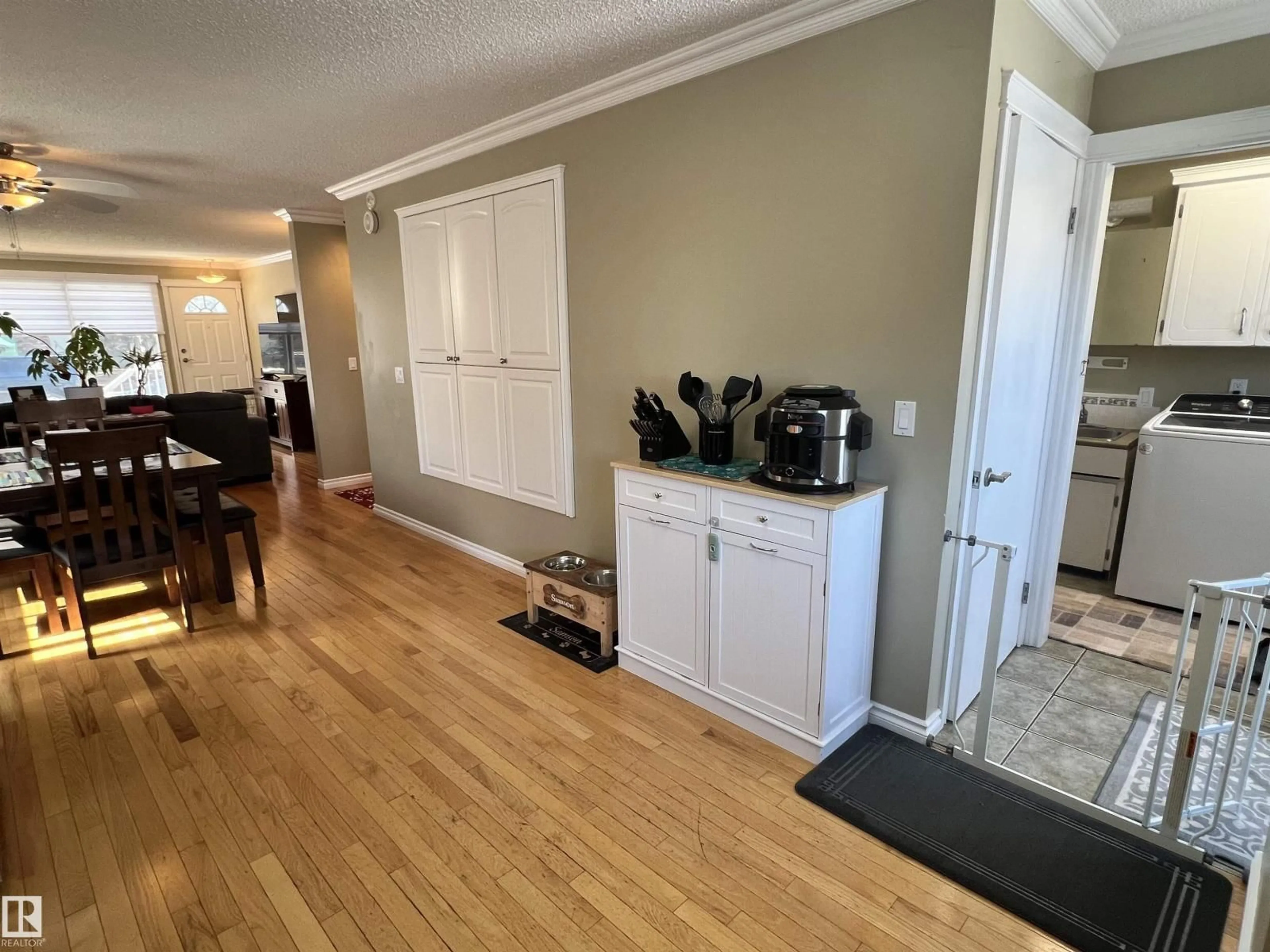 A pic of a room for 4819 51 ST, Legal Alberta T0G1L0