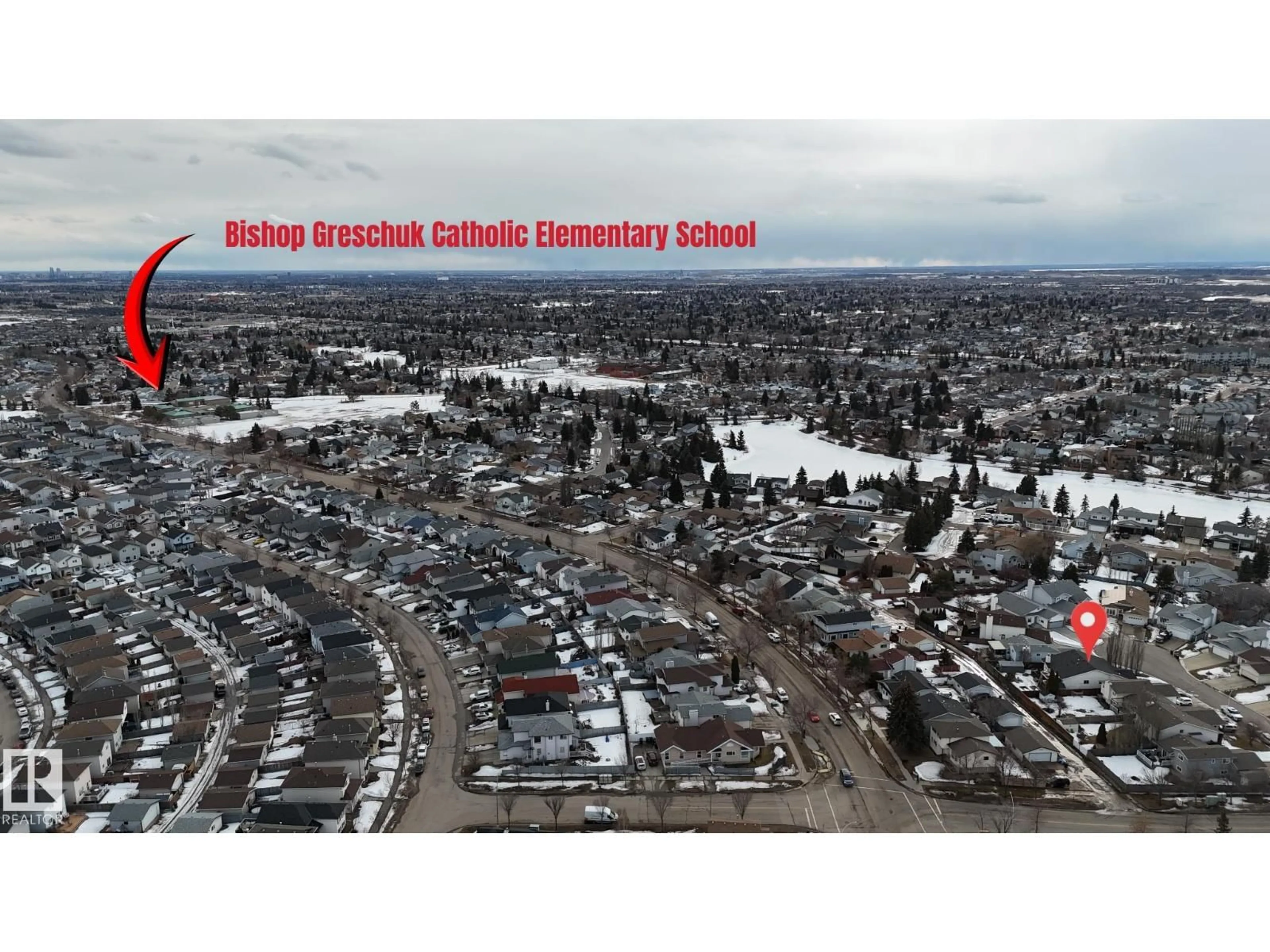 A pic from outside/outdoor area/front of a property/back of a property/a pic from drone, street for NW - 17819 91A ST, Edmonton Alberta T5Z2L2