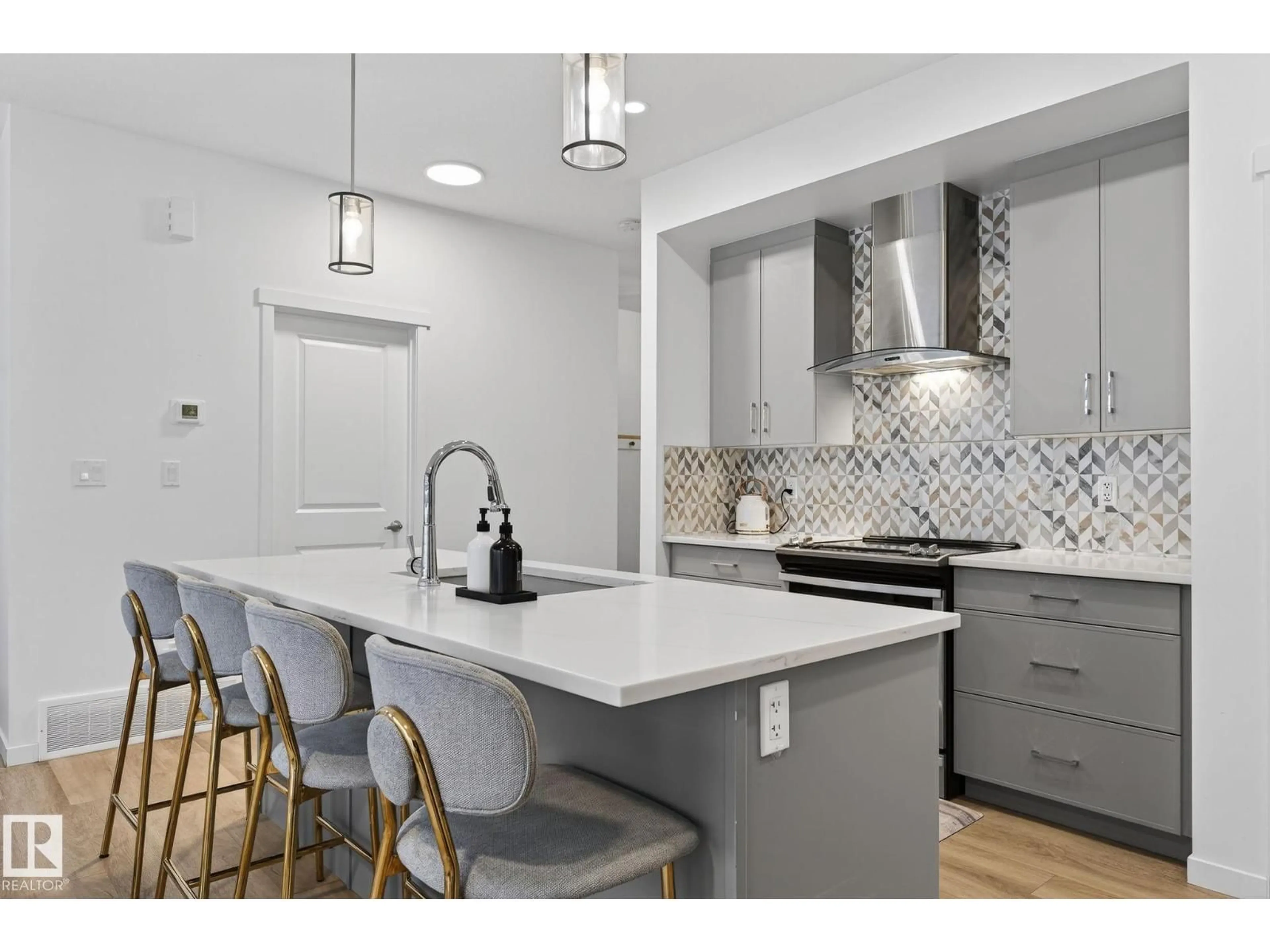 Open concept kitchen, ceramic/tile floor for NW - 1091 SECORD PM, Edmonton Alberta T5T7A7