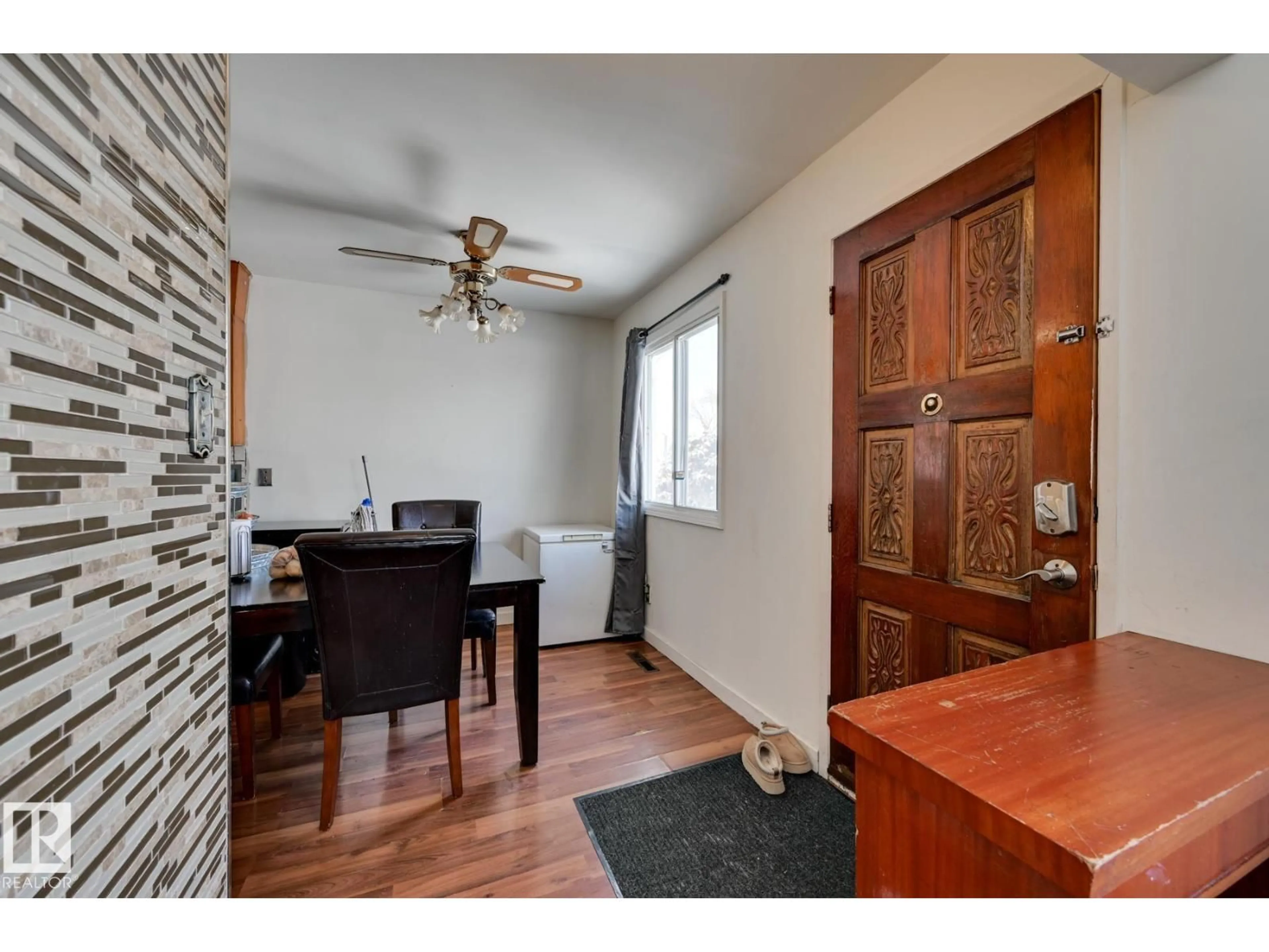 A pic of a room for 6621 132 AV, Edmonton Alberta T5C2A4