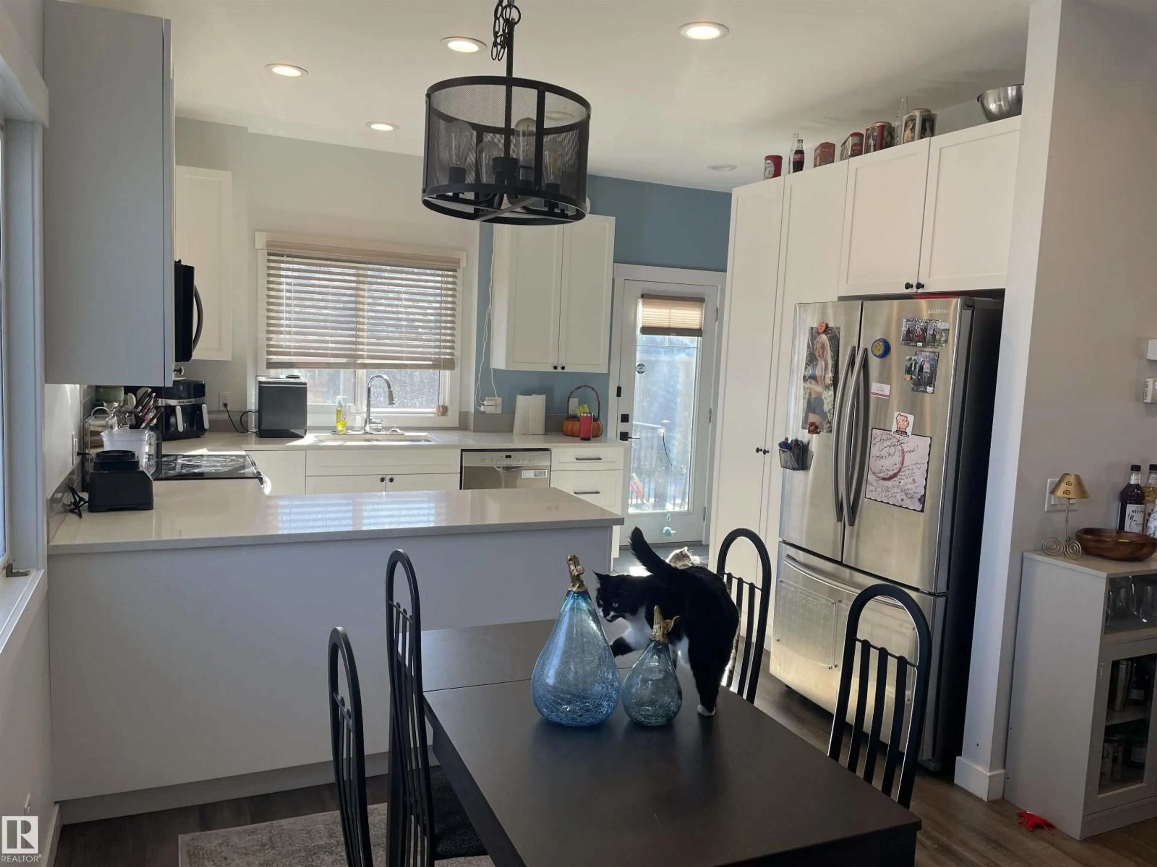 Open concept kitchen, unknown for 15220 105 AV, Edmonton Alberta T5P4J9