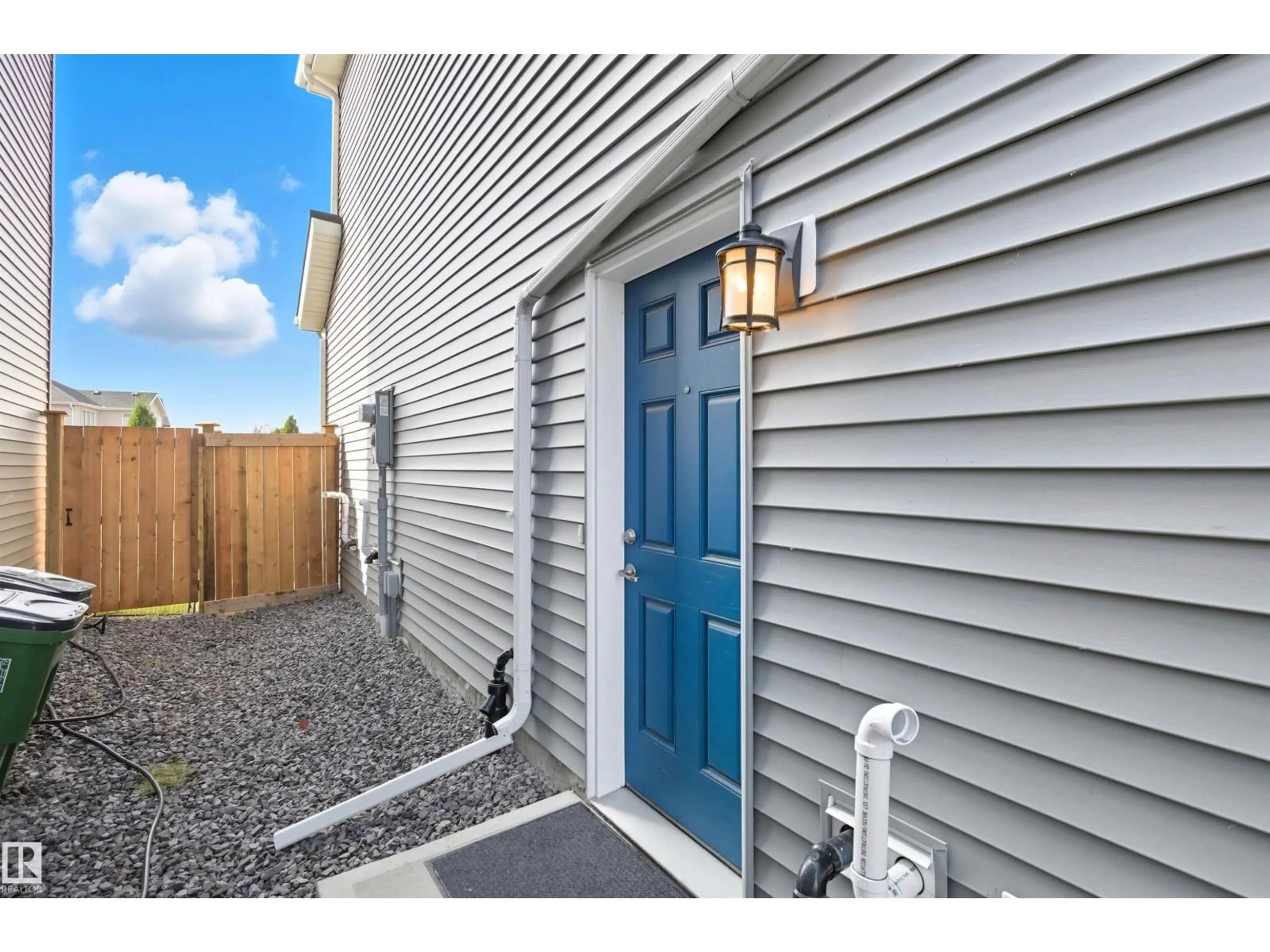 Unknown for 2631 DONAGHEY CR, Edmonton Alberta T6W4T2