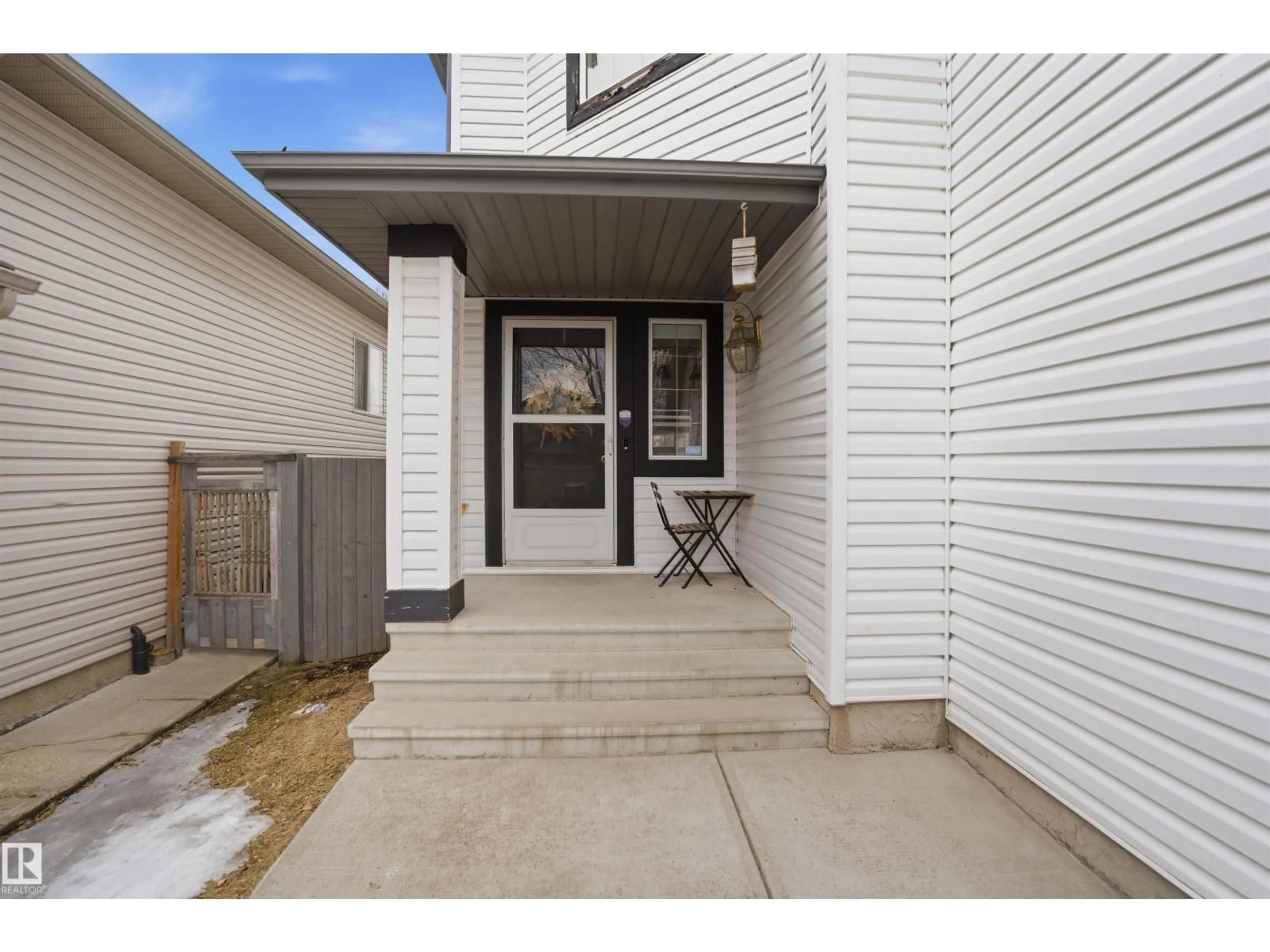 Indoor entryway for NW - 4619 202 ST, Edmonton Alberta T6M2Y1