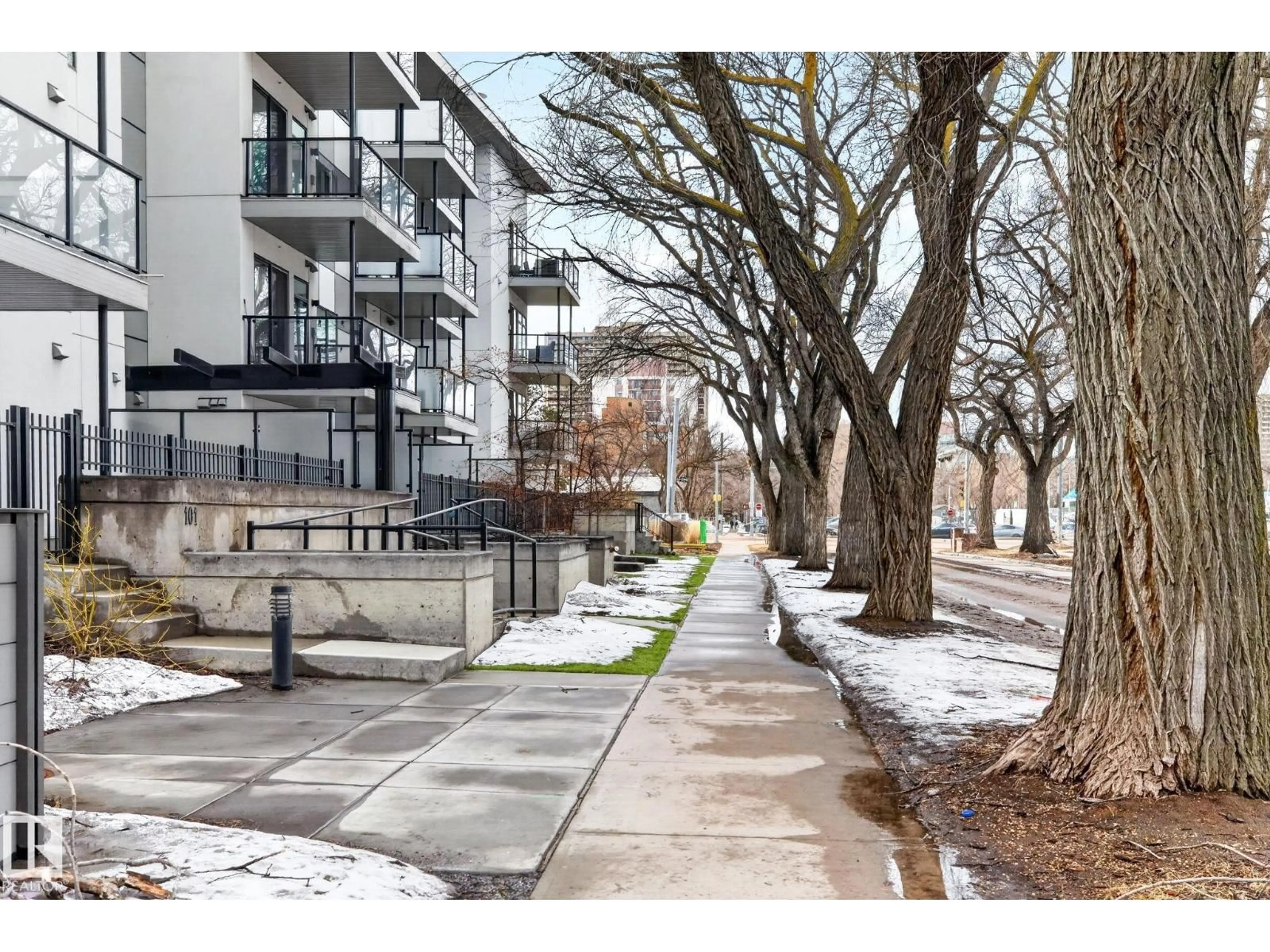 Patio, street for #307 - 10837 83 AV, Edmonton Alberta T6E2E6