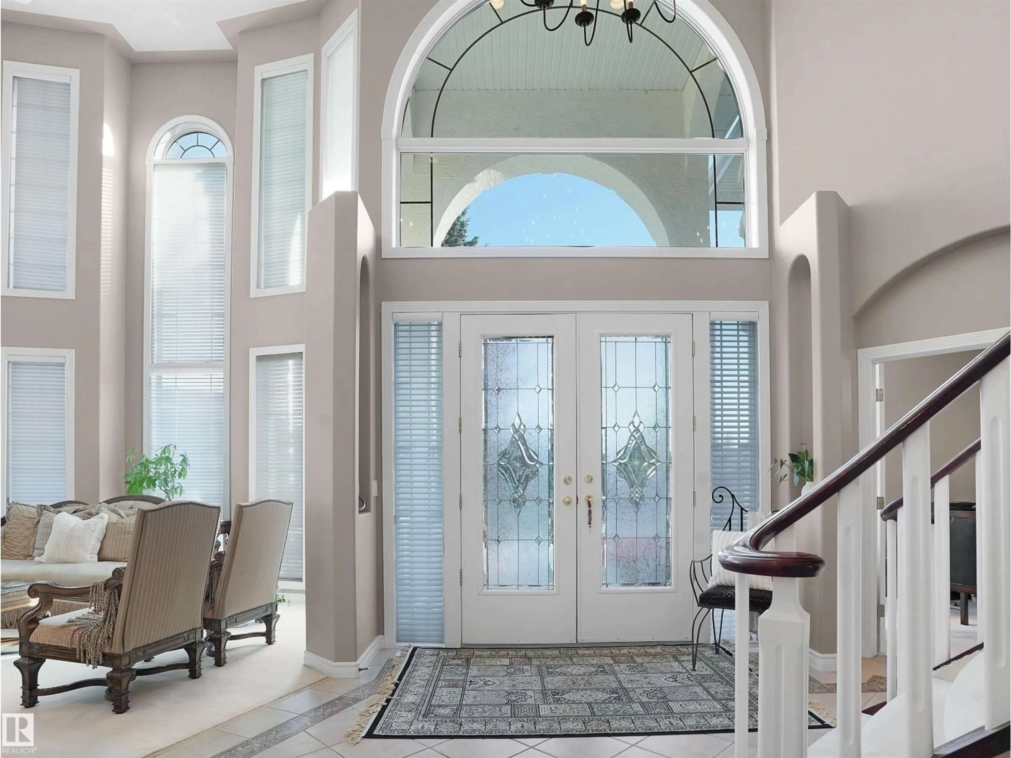 Indoor entryway for 255 WILSON LANE LN, Edmonton Alberta T6M2K8