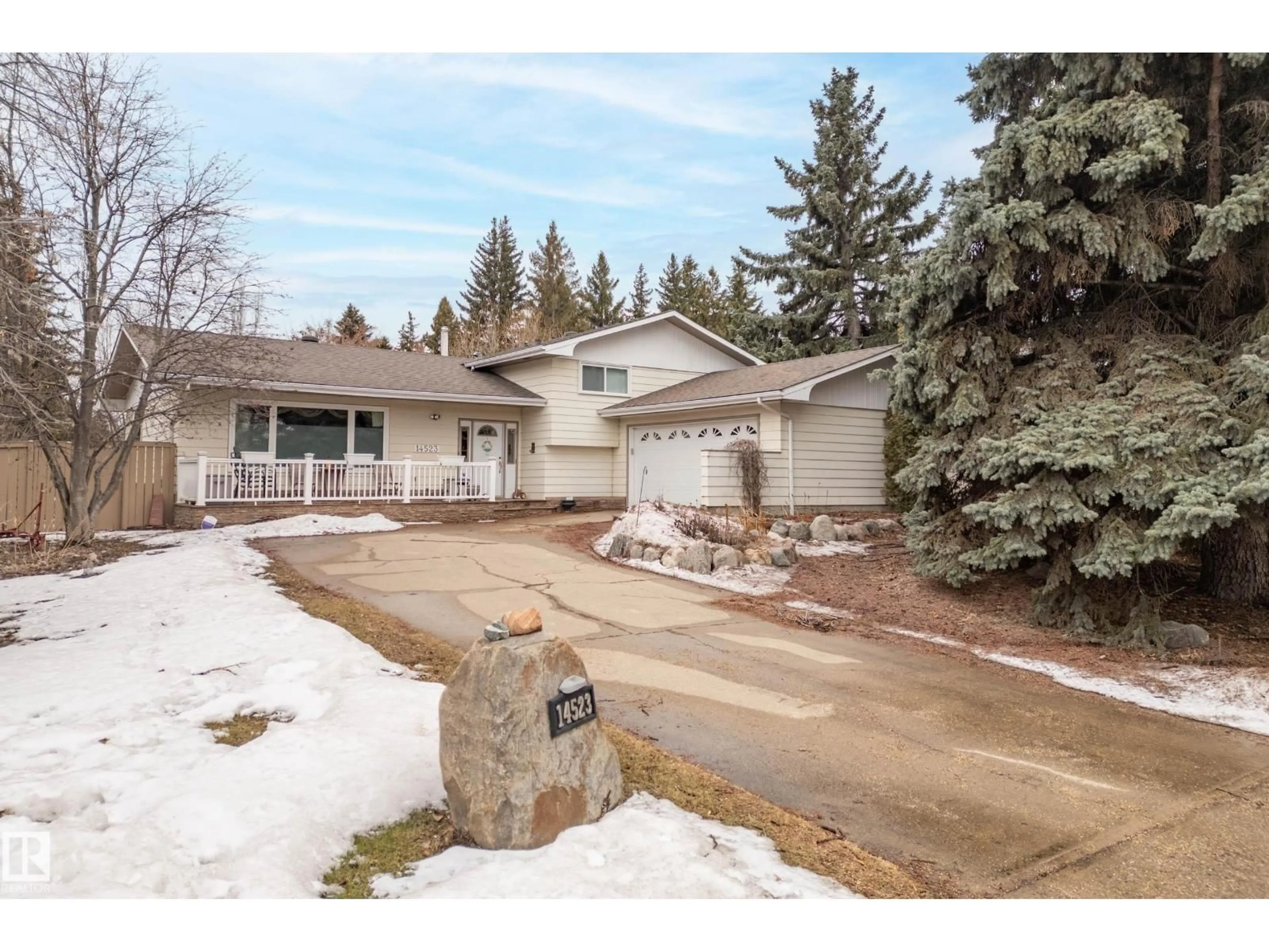 Unknown for 14523 66 AV, Edmonton Alberta T6H1Y9