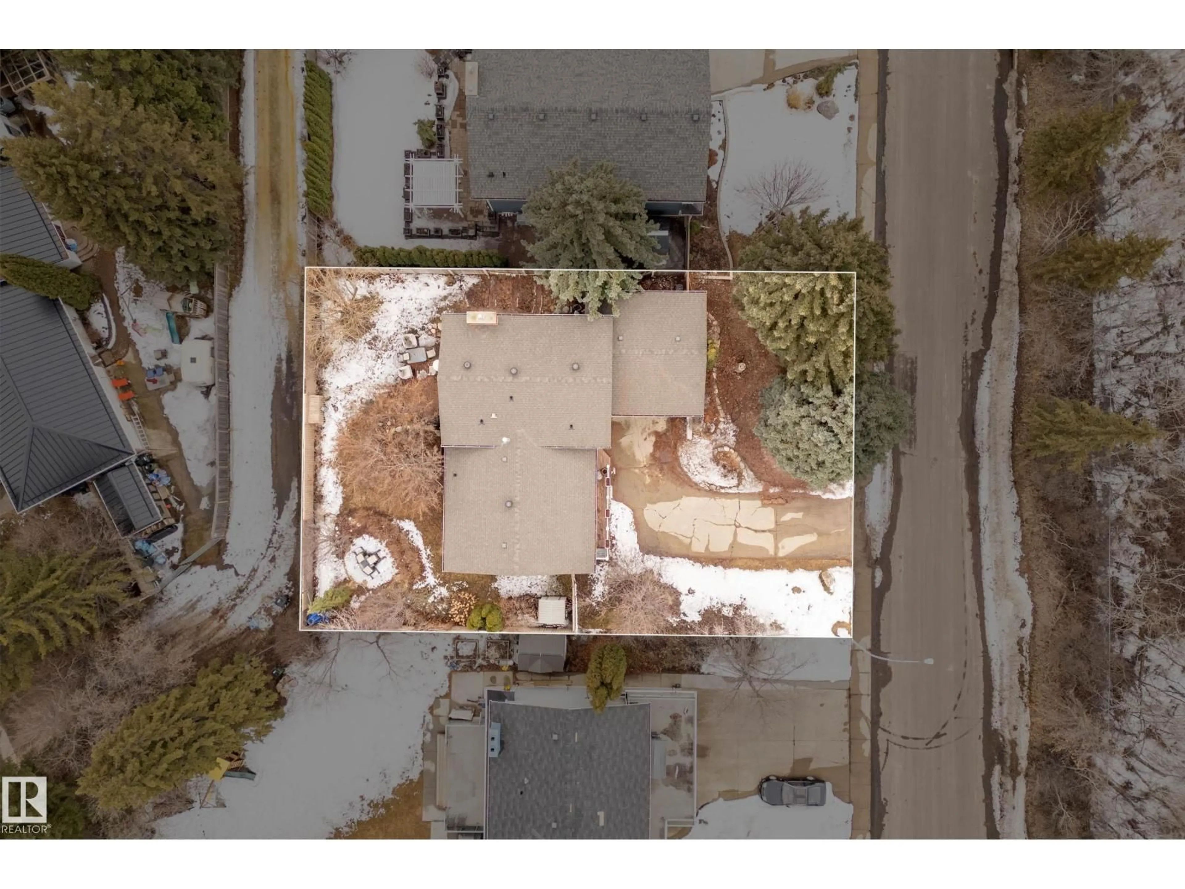 A pic from outside/outdoor area/front of a property/back of a property/a pic from drone, street for 14523 66 AV, Edmonton Alberta T6H1Y9