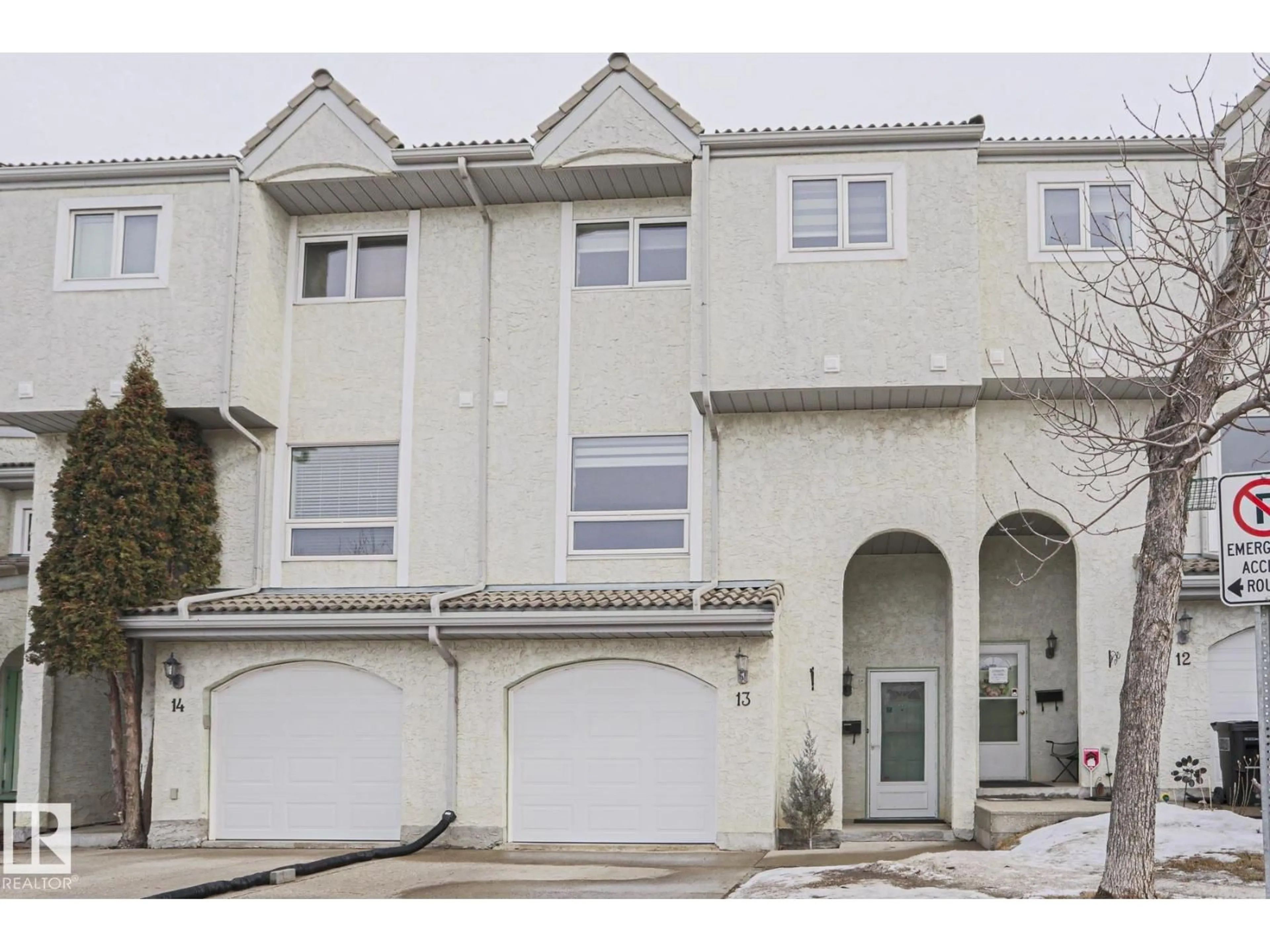 Home with vinyl exterior material, street for #13 - 9505 176 ST, Edmonton Alberta T5T5Z4