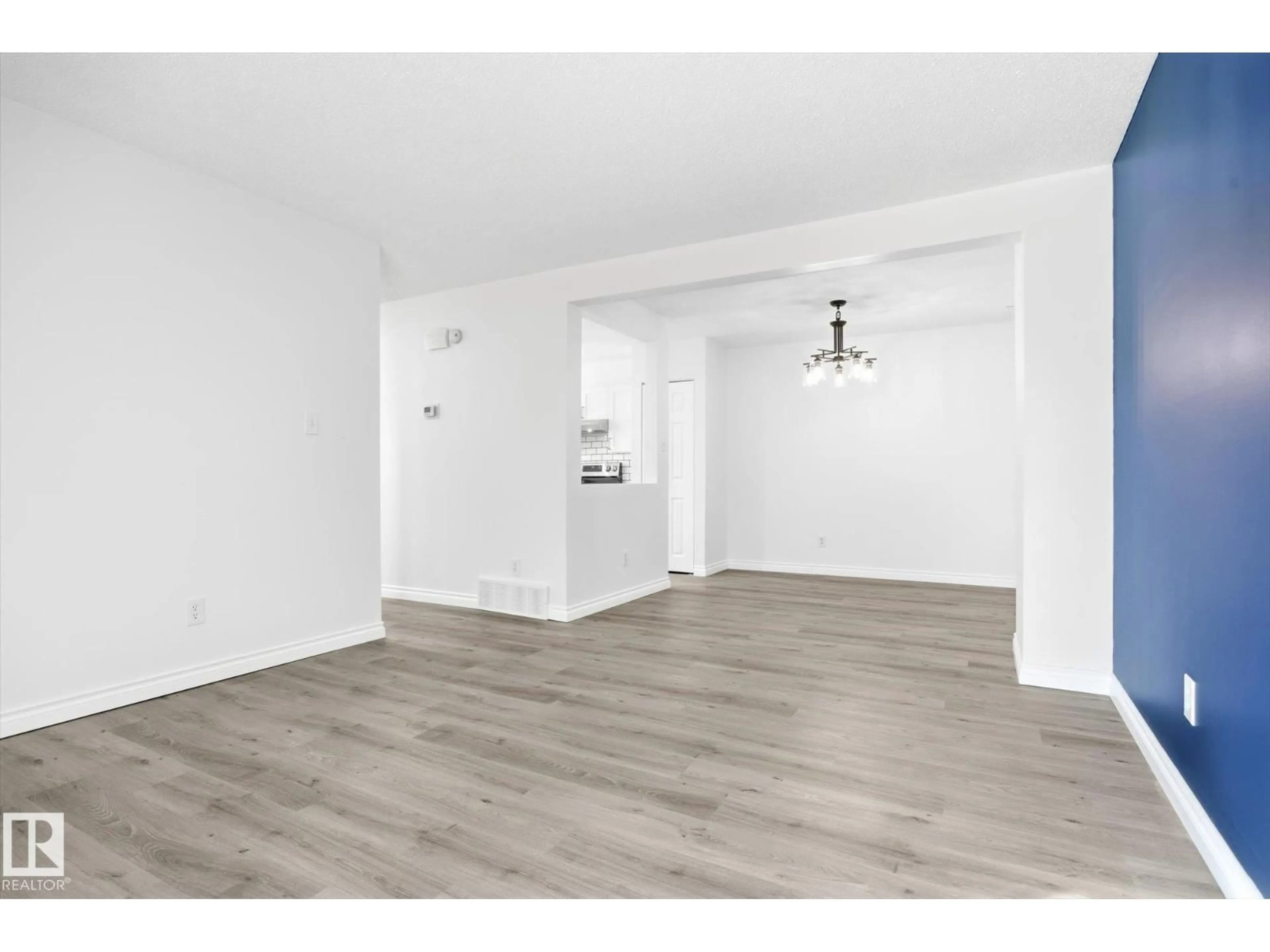 A pic of a room for 857 ERIN PL, Edmonton Alberta T5T1M6