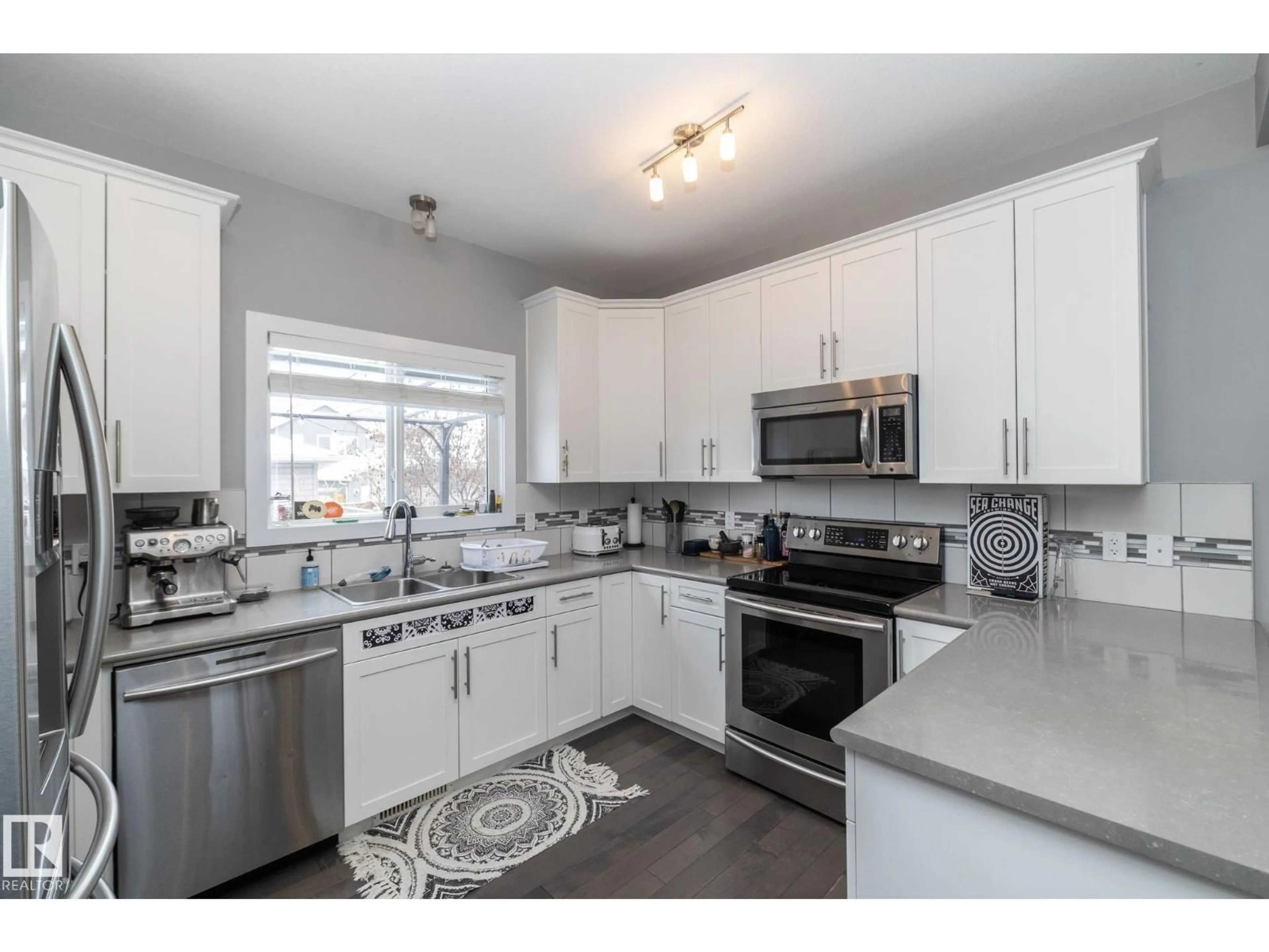 Open concept kitchen, unknown for 7359 179 AV, Edmonton Alberta T5Z0M7