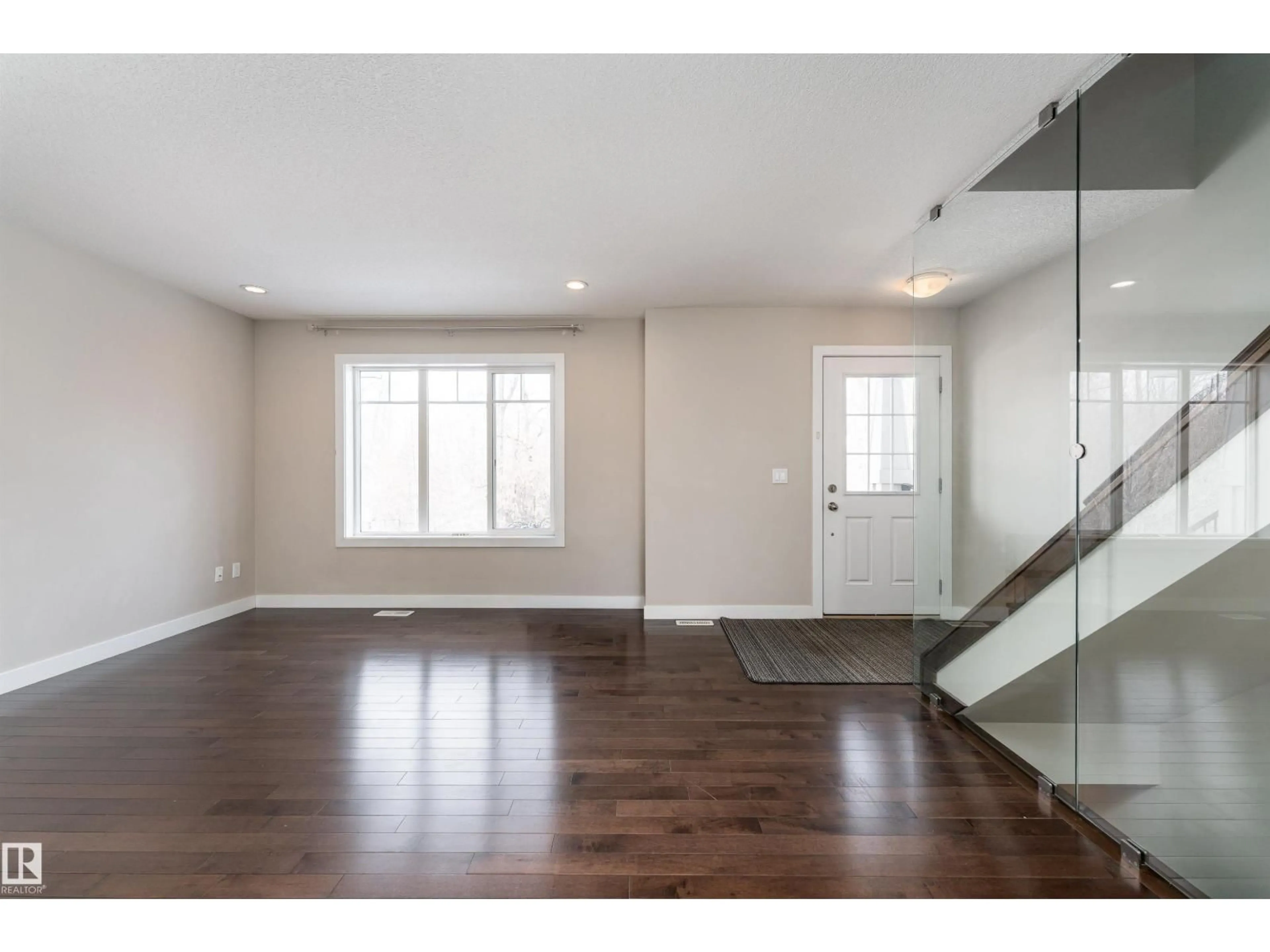 Unknown for #10 - 9535 217 ST, Edmonton Alberta T5T4P5