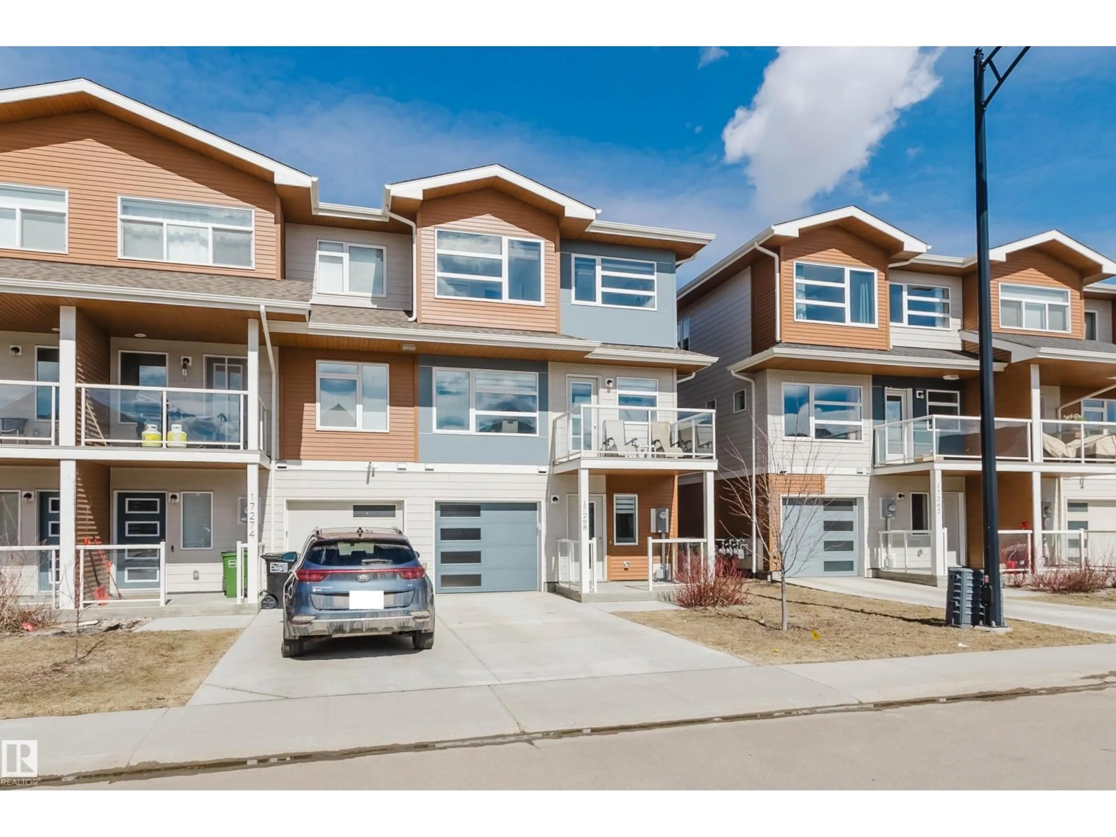 Unknown for SW - 17268 9B AV, Edmonton Alberta T6W3V5