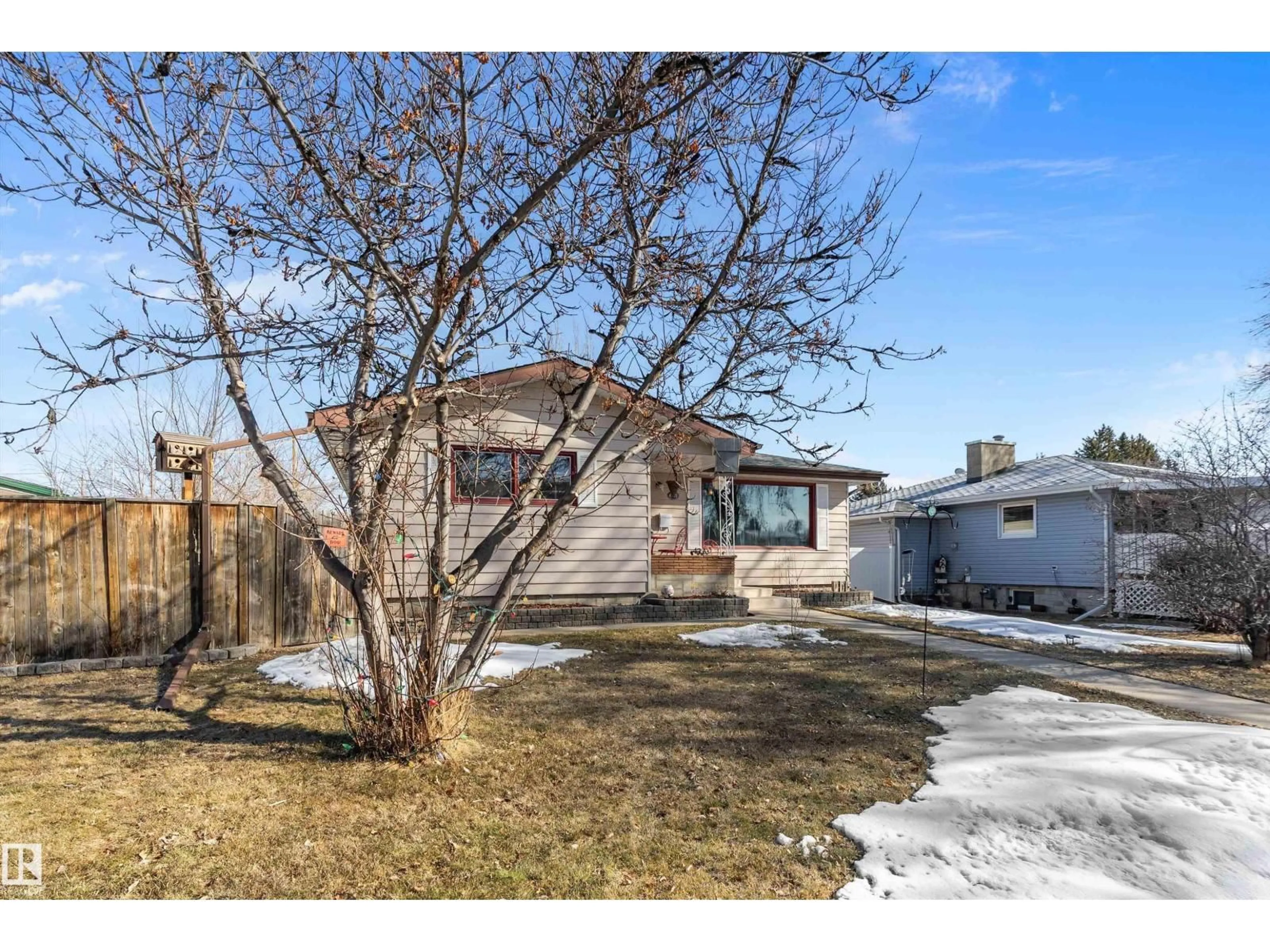 Unknown for 4710 54 AV, Wetaskiwin Alberta T9A0Z6