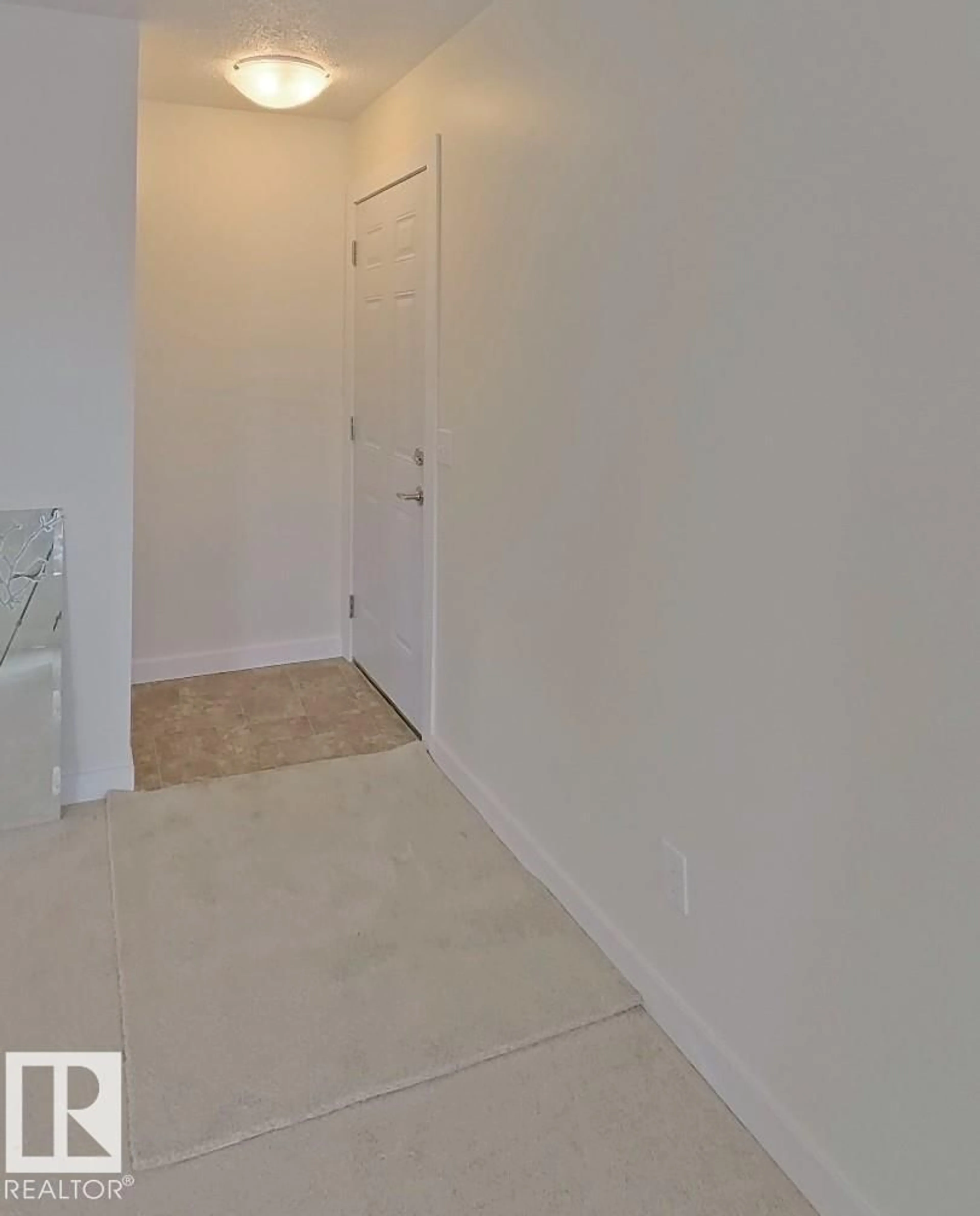 A pic of a room for 4507 35 AV, Edmonton Alberta T6L3P8