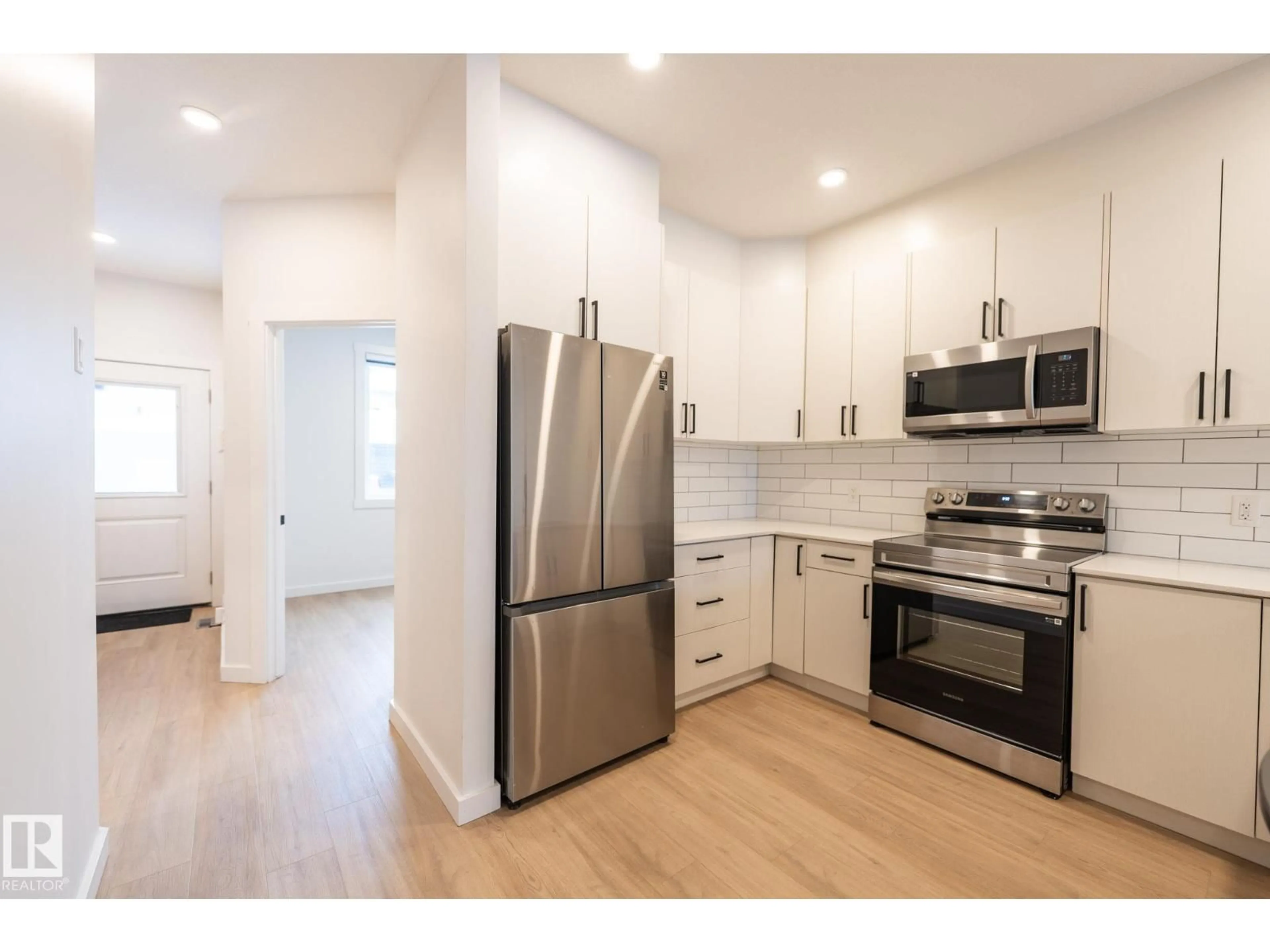 Unknown for SW - 1209 PODERSKY WD, Edmonton Alberta T6W4W3