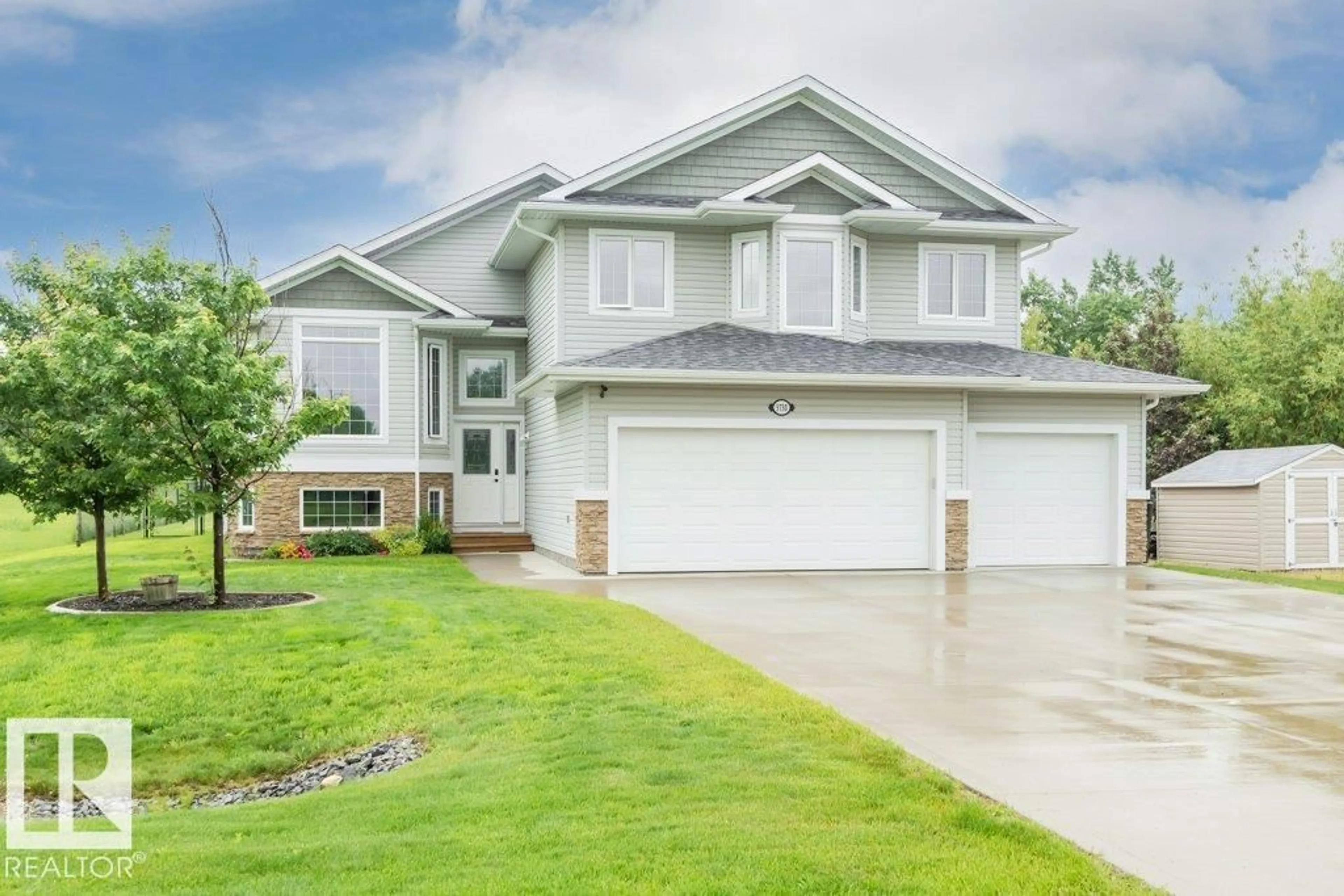 Home with vinyl exterior material, street for 3730 47 ST, Gibbons Alberta T0A1N0