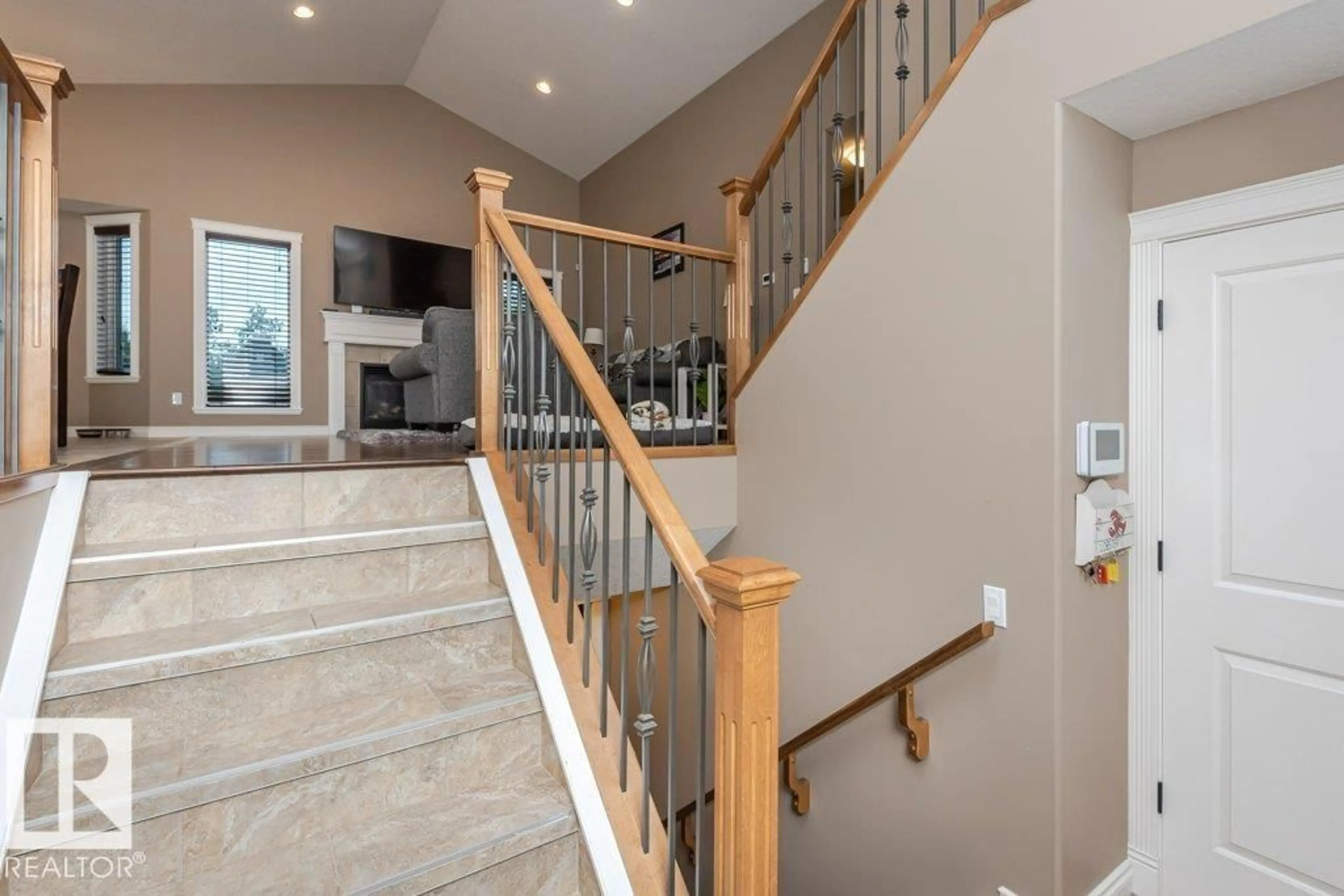 Stairs for 3730 47 ST, Gibbons Alberta T0A1N0