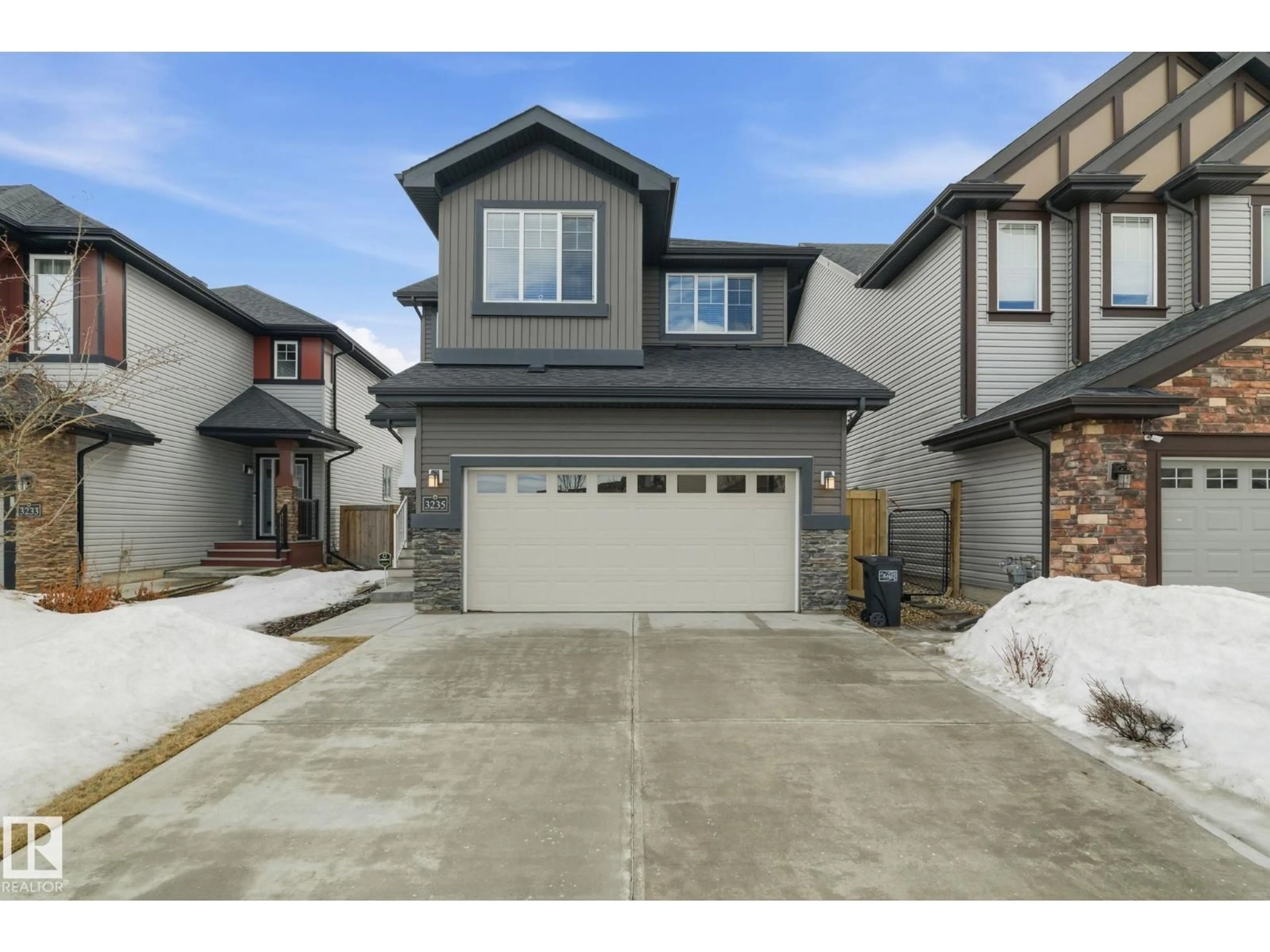 Unknown for 3235 ABBOTT CR, Edmonton Alberta T6W1A8