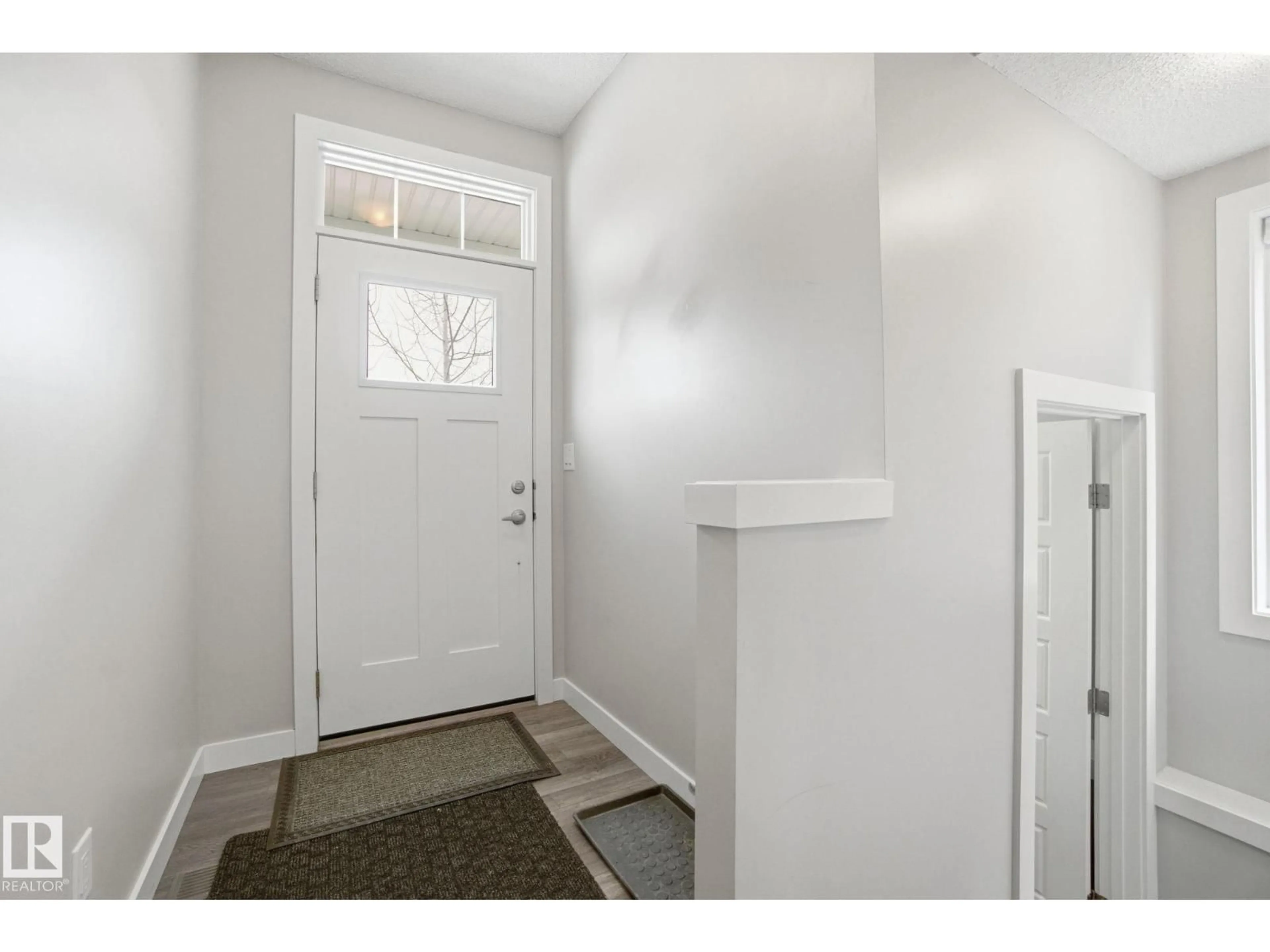 Indoor entryway for NW - 1607 202 ST, Edmonton Alberta T6M1K6