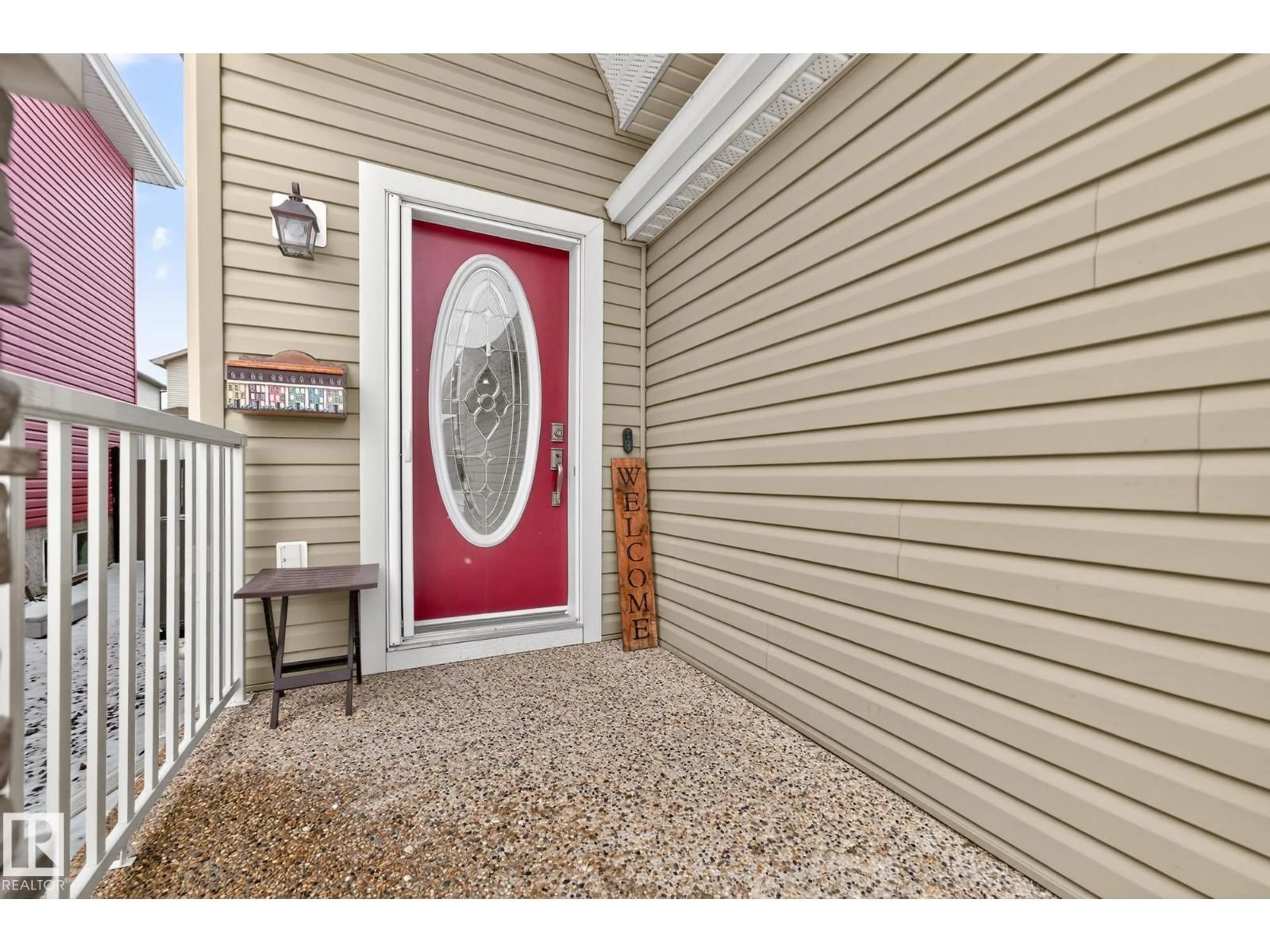 Indoor entryway for 120 KEYPORT CI, Leduc Alberta T9E0J3