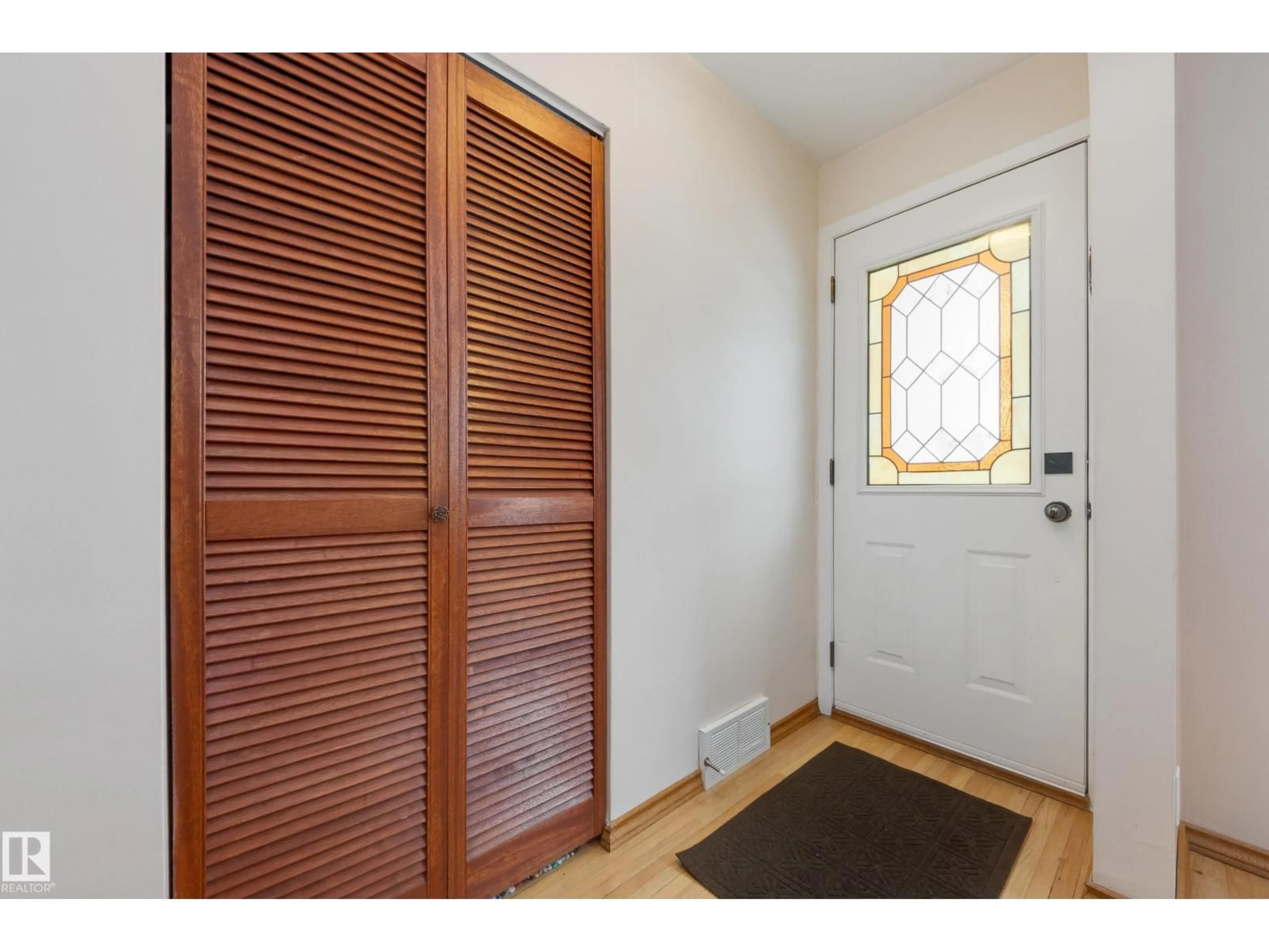 Indoor entryway for NW - 10626 130 ST, Edmonton Alberta T5N1Y2