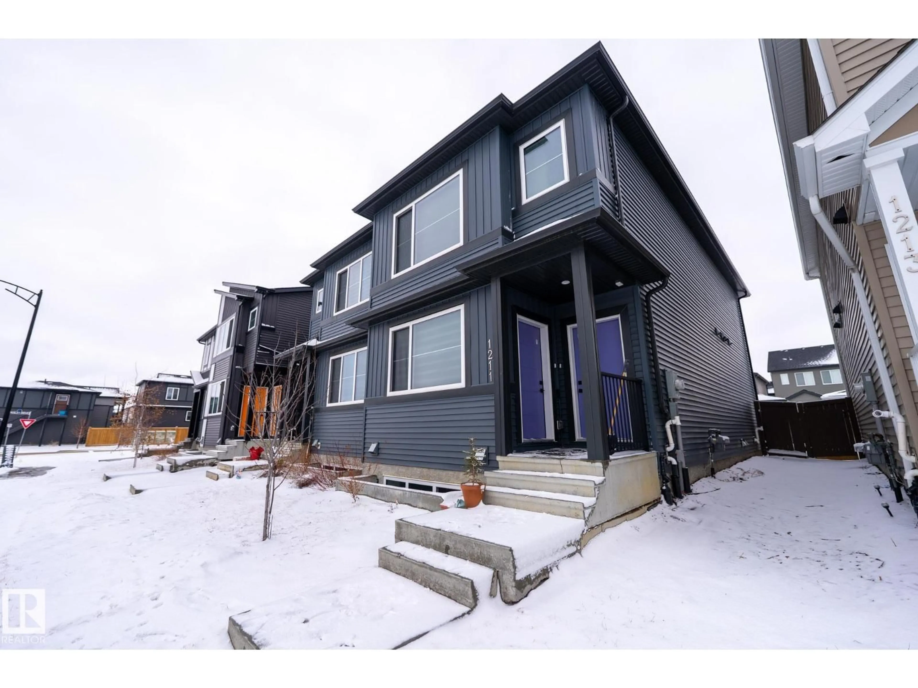 A pic from outside/outdoor area/front of a property/back of a property/a pic from drone, unknown for 1211 PODERSKY WD, Edmonton Alberta T6W4W3