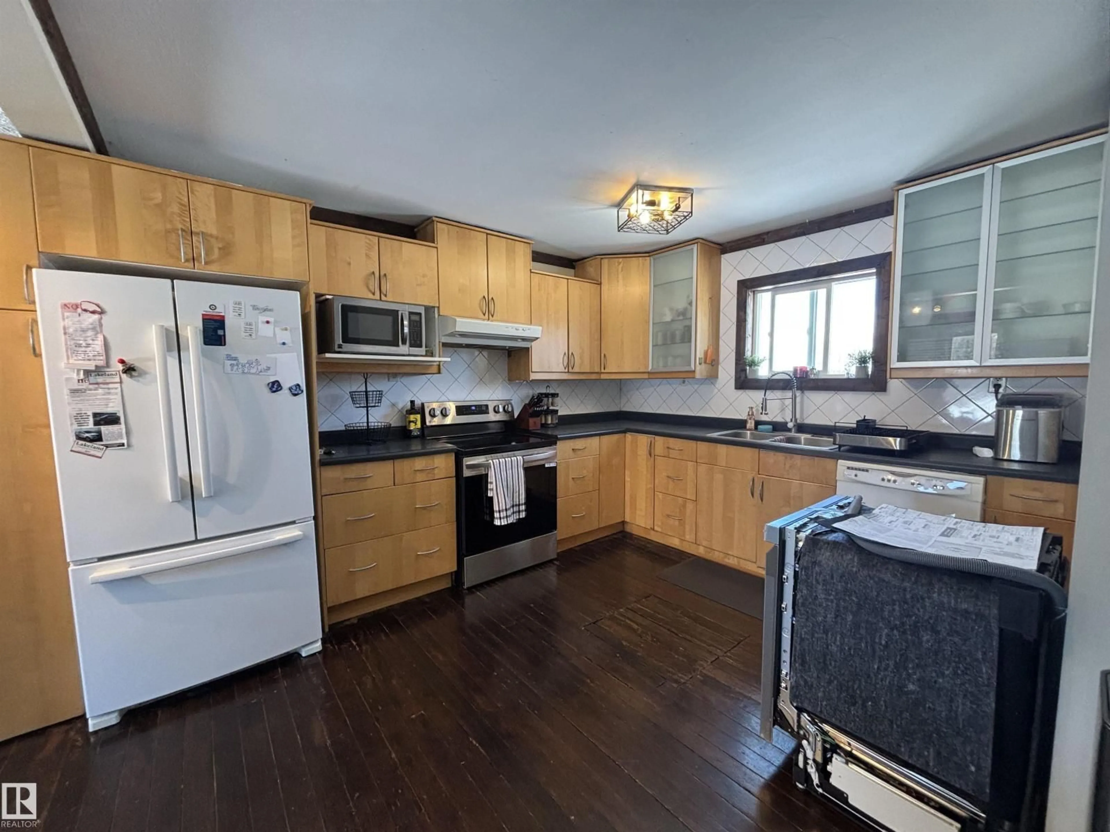 Unknown for 19 23422 TWP ROAD 582, Rural Sturgeon County Alberta T0G1L2