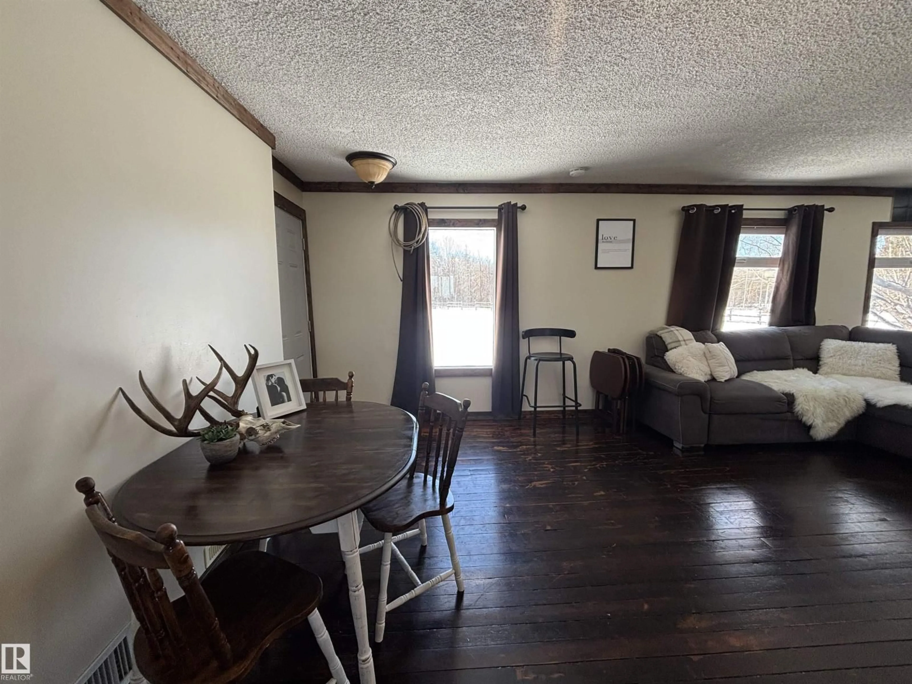 A pic of a room for 19 23422 TWP ROAD 582, Rural Sturgeon County Alberta T0G1L2
