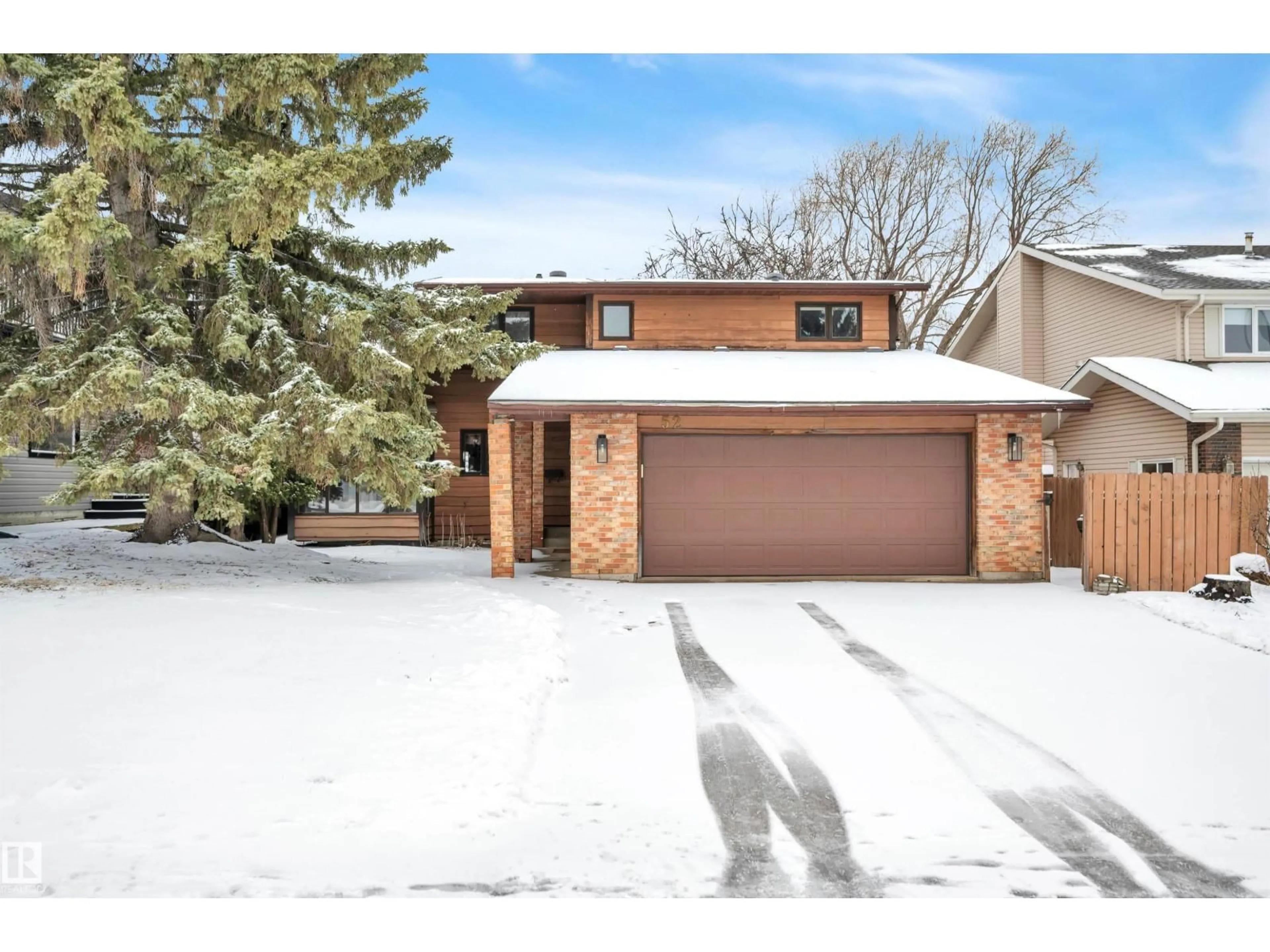 Home with brick exterior material, street for 52 WOODSTOCK DR, Sherwood Park Alberta T8A4C3