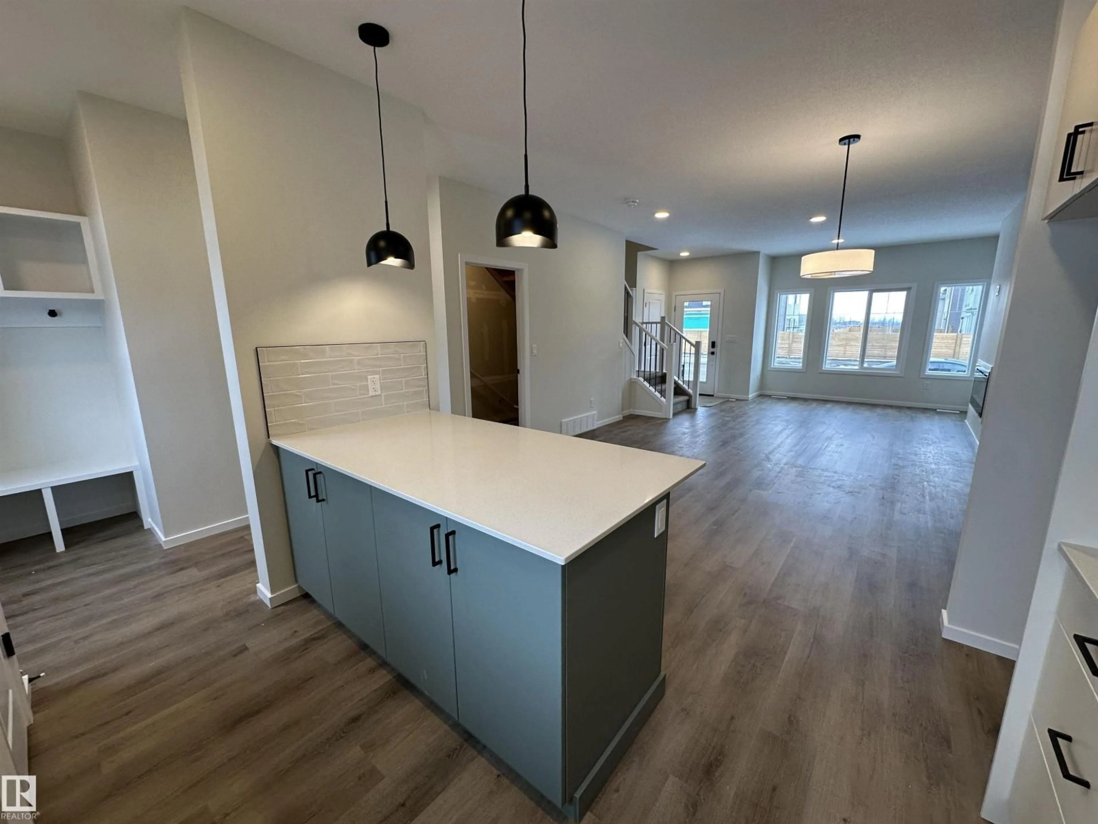 Open concept kitchen, unknown for 1094 MCLEOD AV, Spruce Grove Alberta T7X4G8