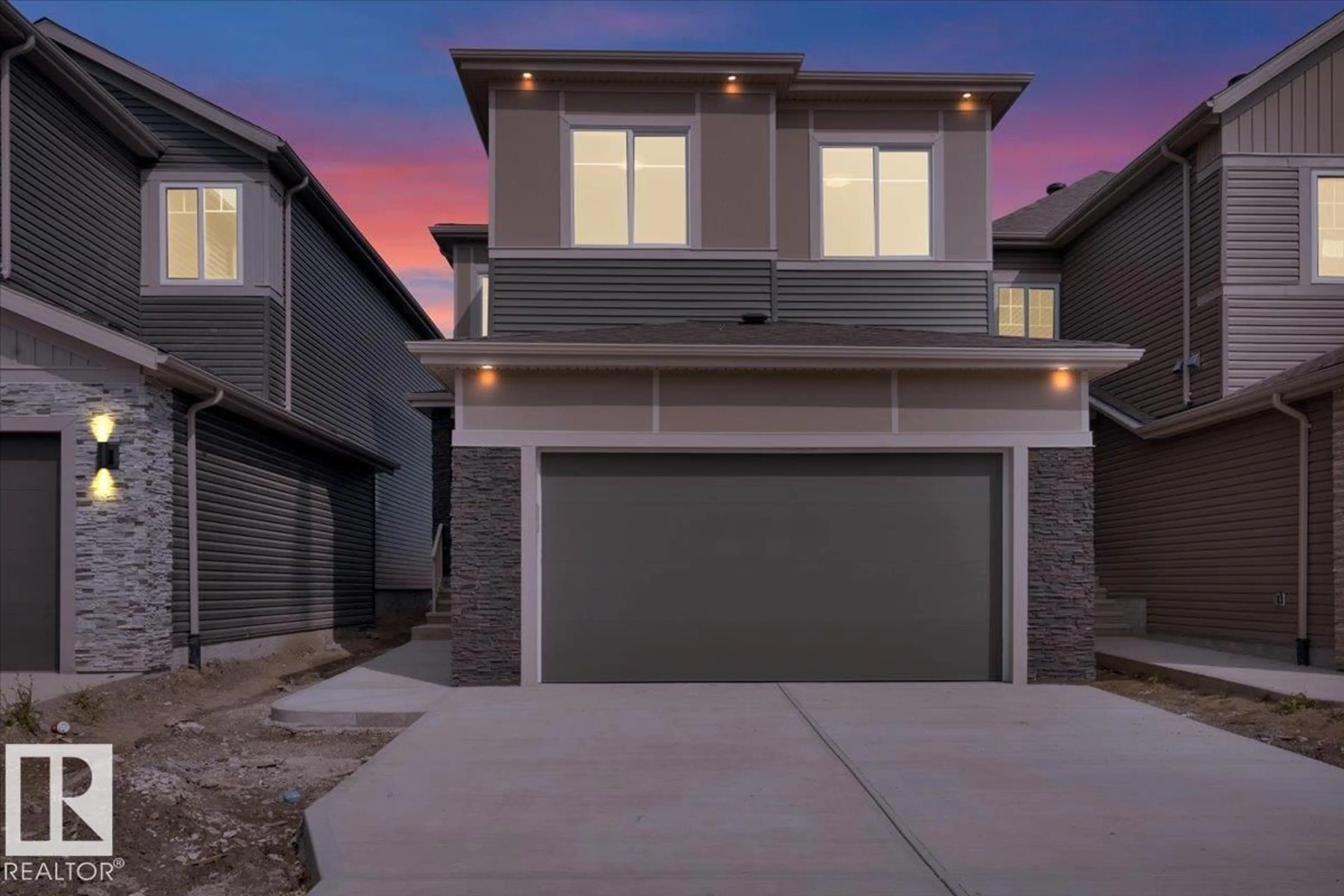 Home with vinyl exterior material, street for 6 EDGEFIELD WY, St. Albert Alberta T8N8A1