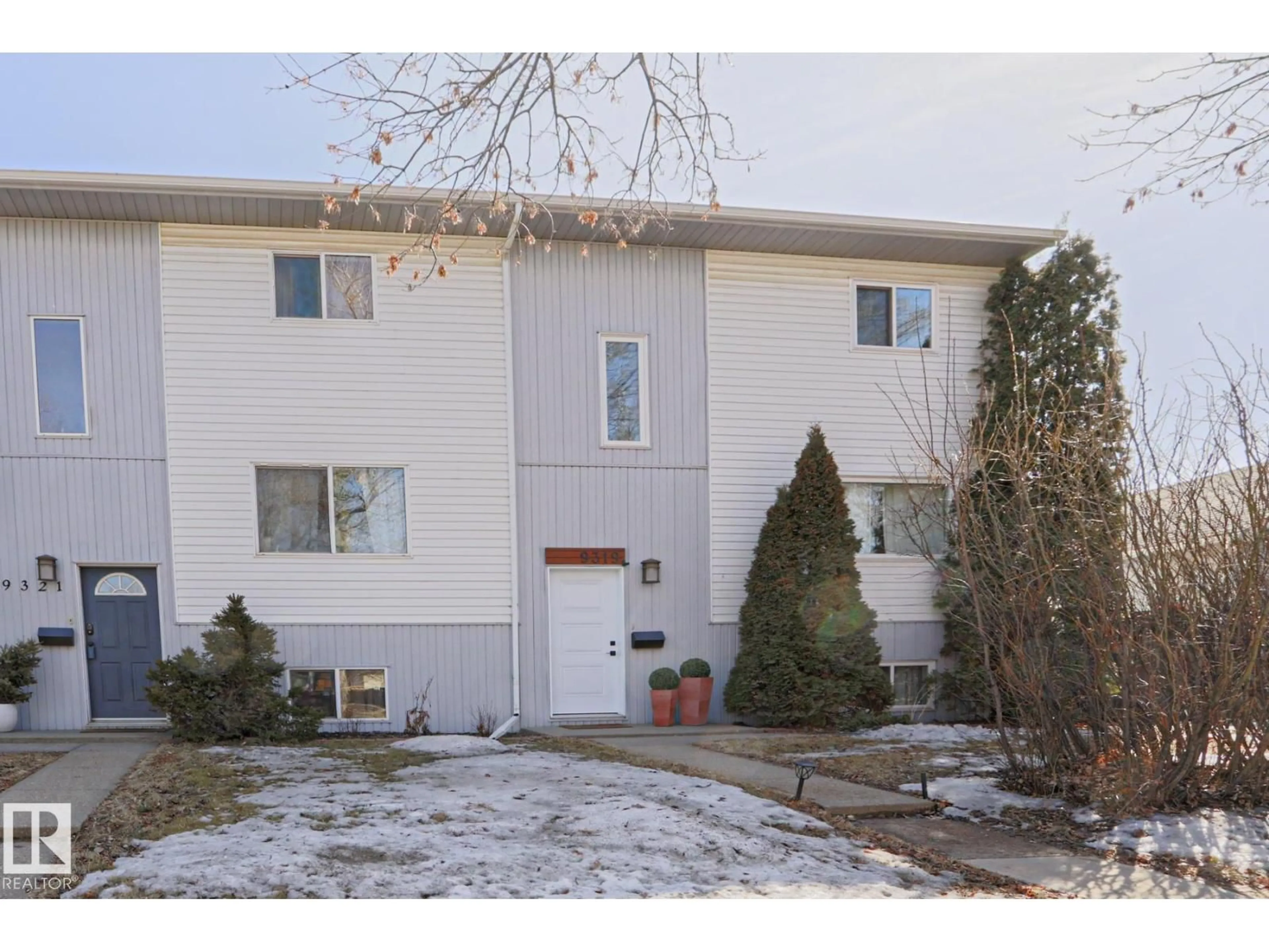 Unknown for 9319 92 ST, Edmonton Alberta T6C3R7
