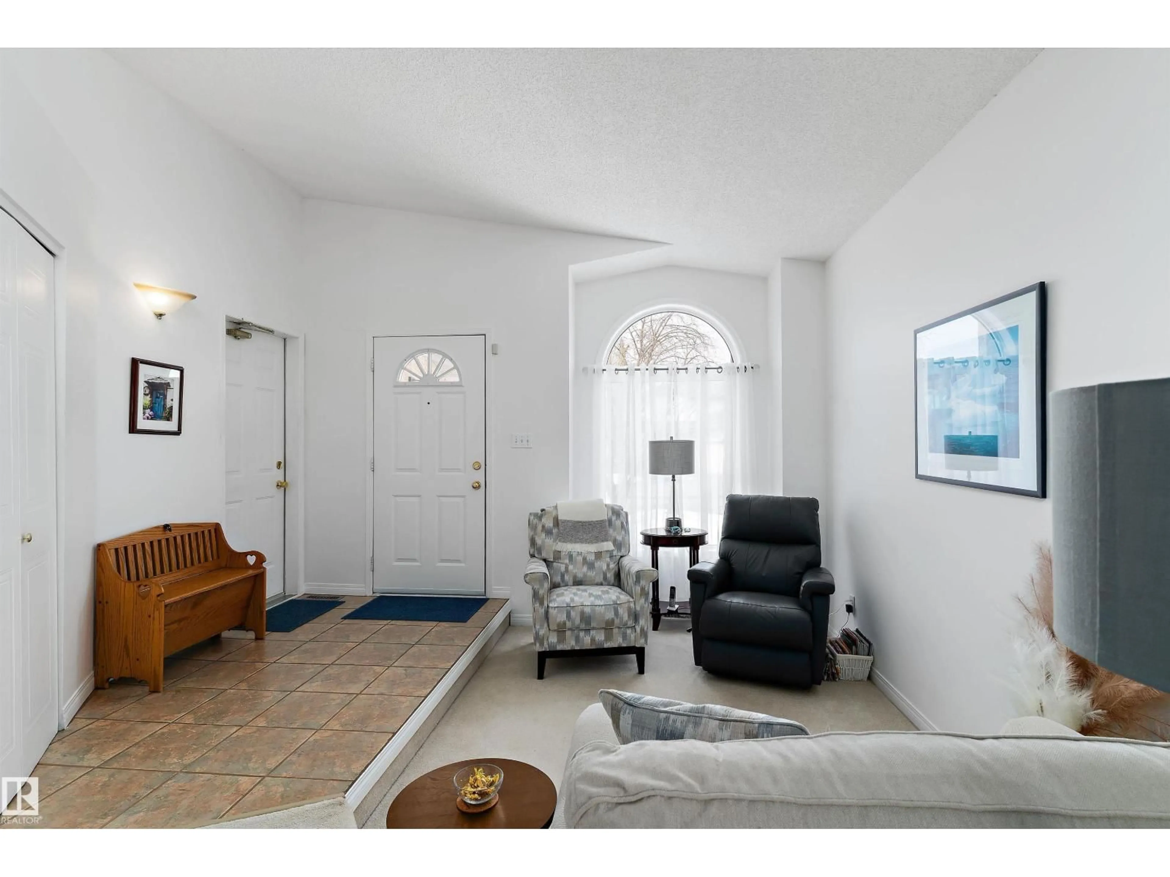 Unknown for 322 PEARSON CR, Edmonton Alberta T5T5Y6